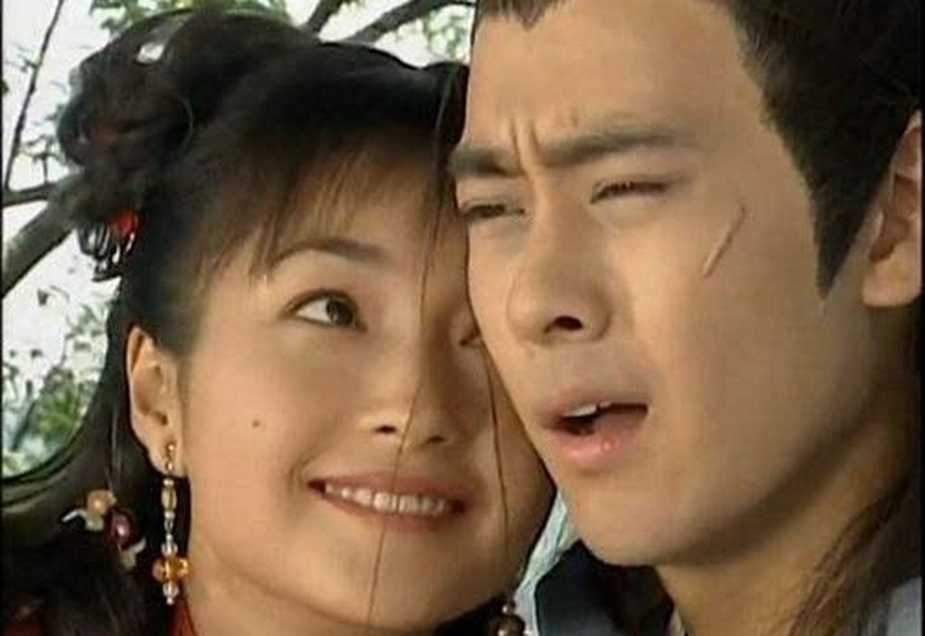 林志颖演唱的这首《快乐至上》作为该剧的片头曲,旋律轻快,音乐一响起