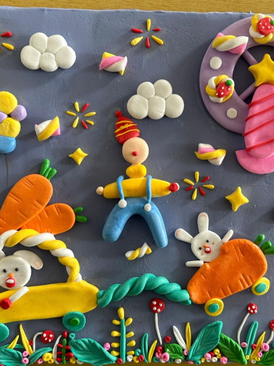 超轻粘土:游乐场系列  游乐场系列通常包括各种游乐设施,人物和动物等