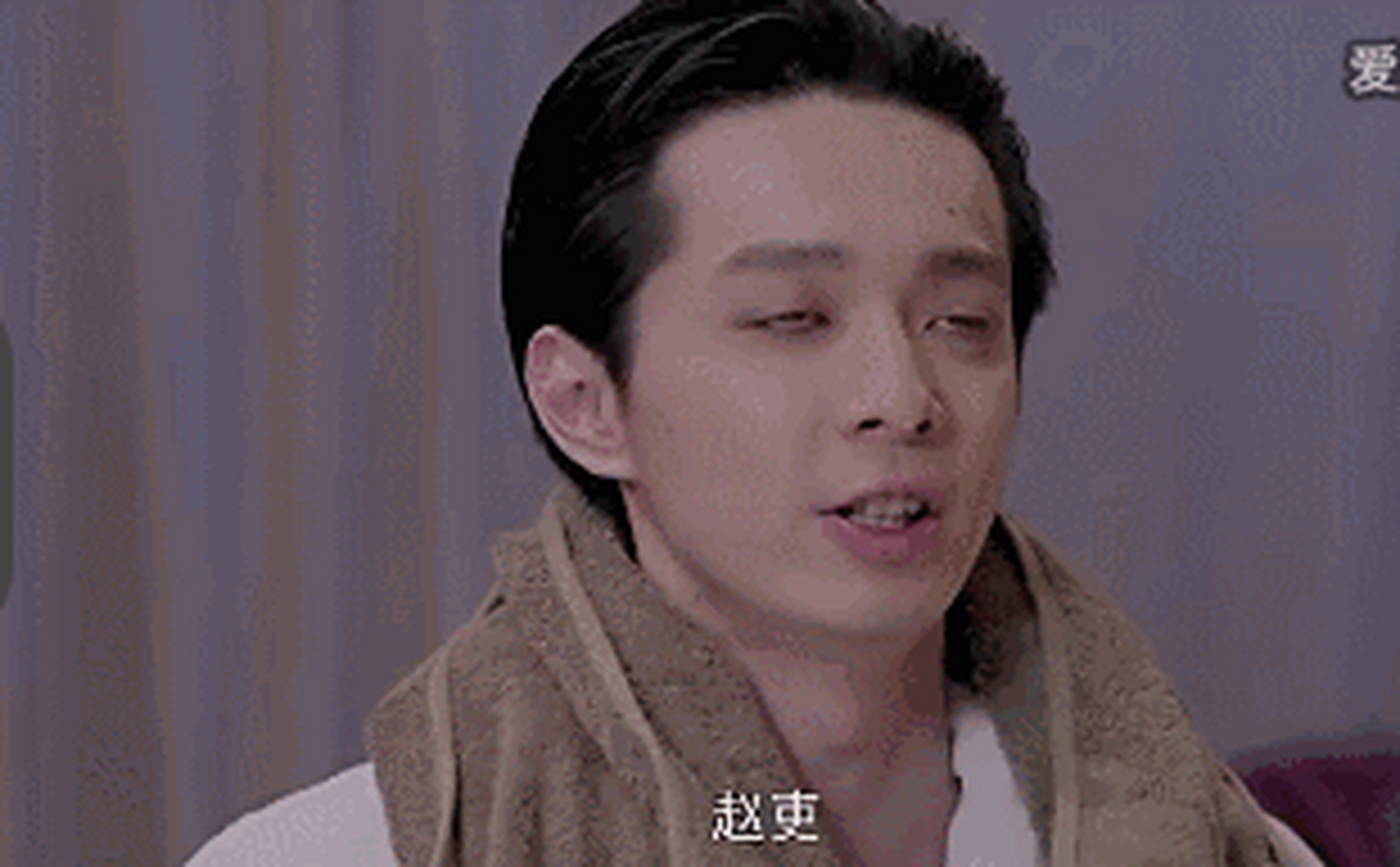 夏冬青的扮演者刘智扬,外貌不错,这些年在各种剧中以配角混迹,没有