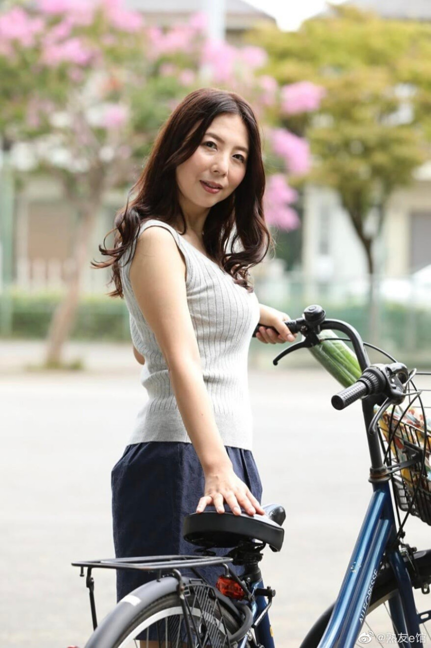 一条绮美香,喜欢骑行的阿姨!