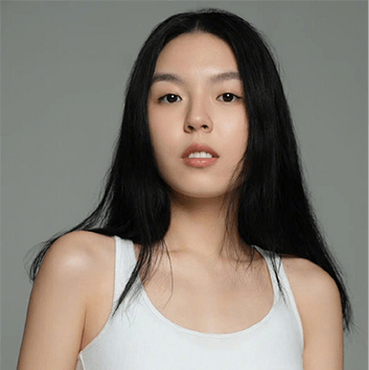 李咏女儿将作为演员出道#  李咏女儿进军娱乐圈,将