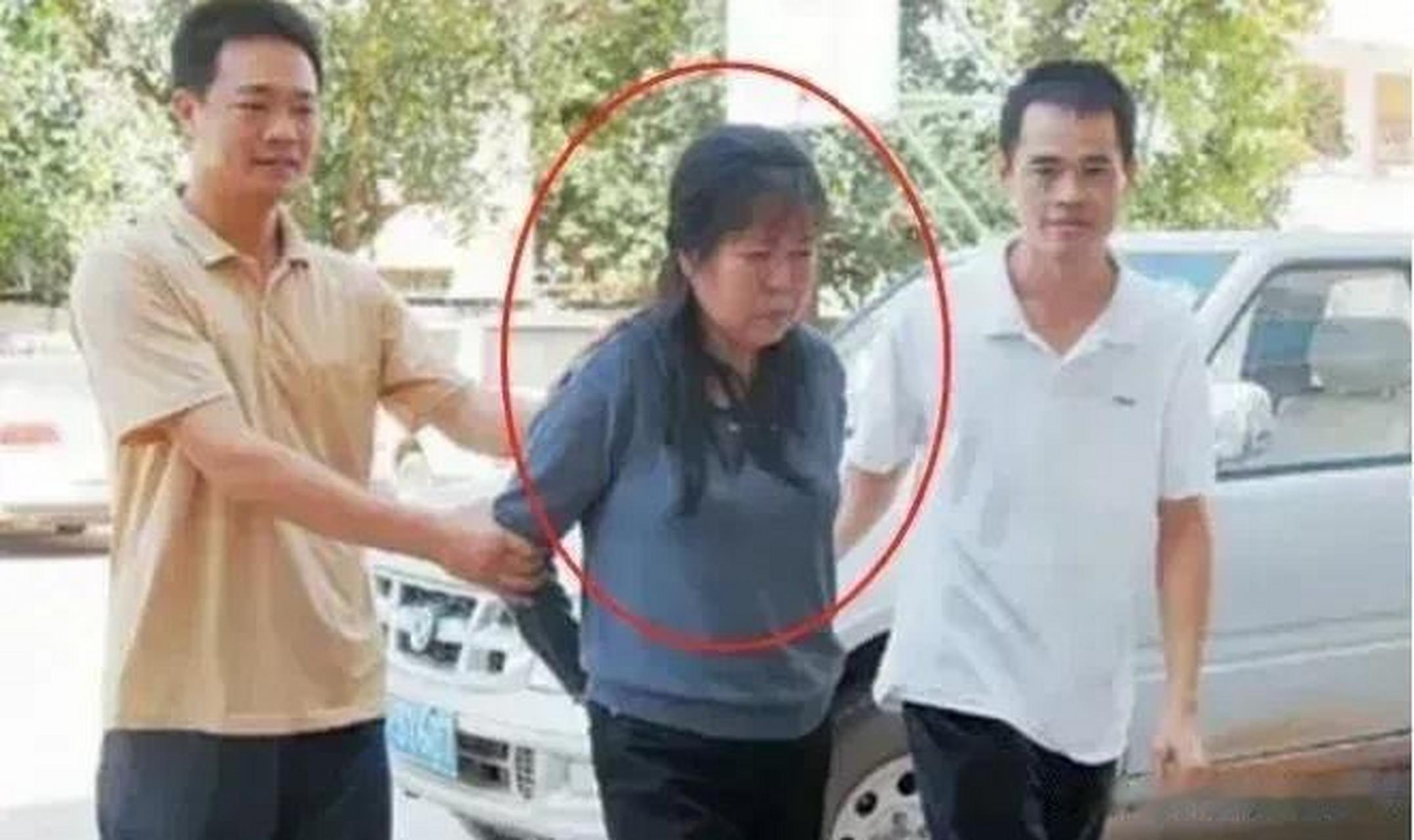 拐卖儿童的人贩子是令人唾弃的,因为那些人贩子拐卖掉儿童之后,不