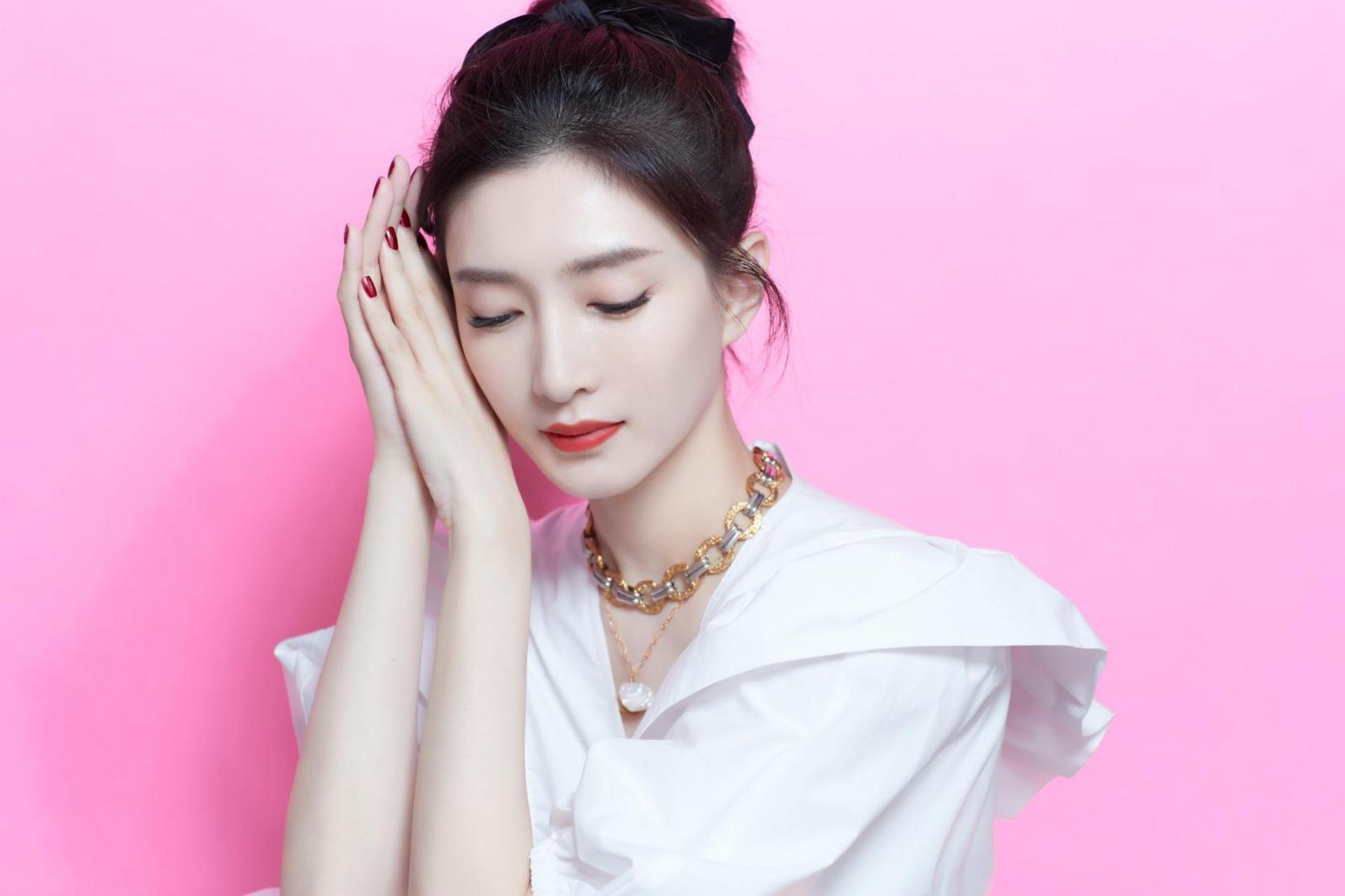 娱乐圈6大"花瓶女演员",个个拥有超高颜值,演技却公认都不咋地!