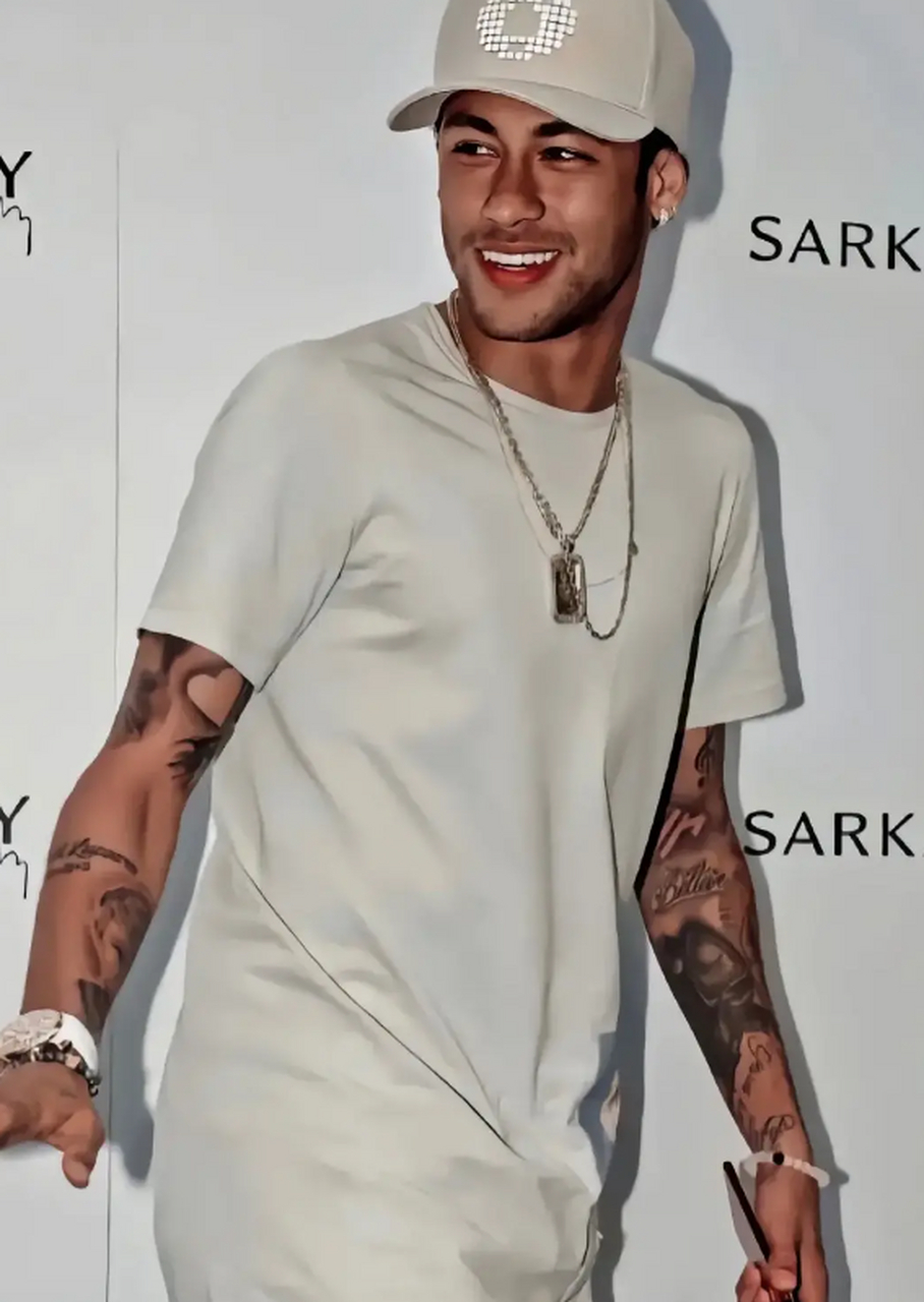 内马尔neymarjr #这该死的魅力 #行走荷尔蒙 #痞帅内马尔 一点马儿的