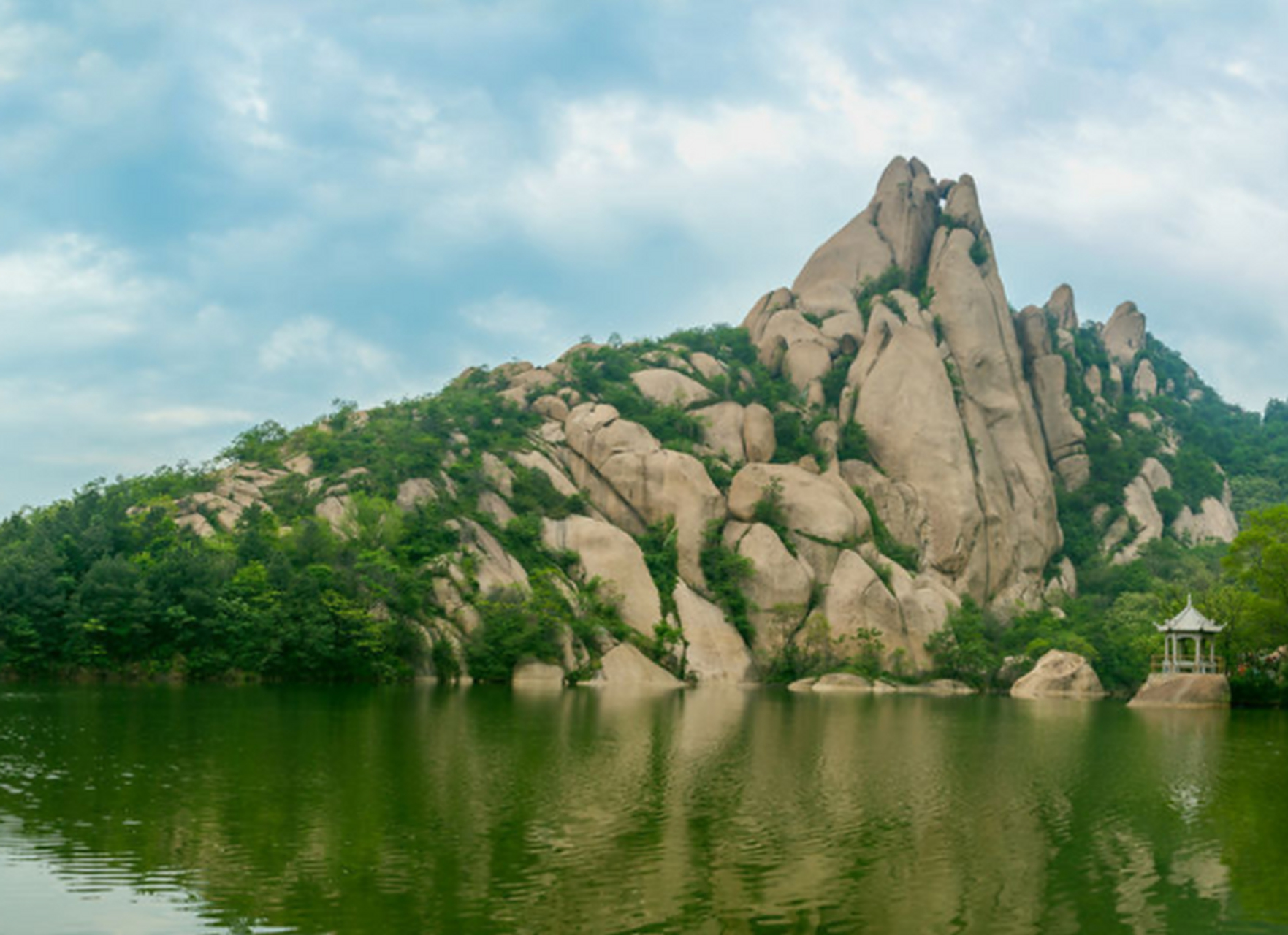 河南驻马店,一个拥有丰富自然景观和深厚文化底蕴的城市.