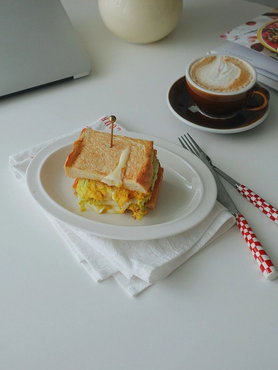 pland做的这个包菜鸡蛋三明治,以前跟着做过几次,觉得还挺好吃的,有