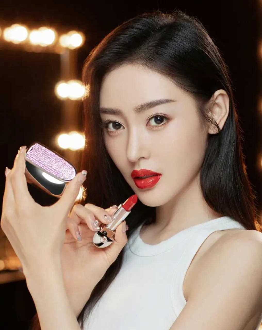 张天爱的三任男友:第一任男友超模李子峰,第二任男友富二代许文志,第