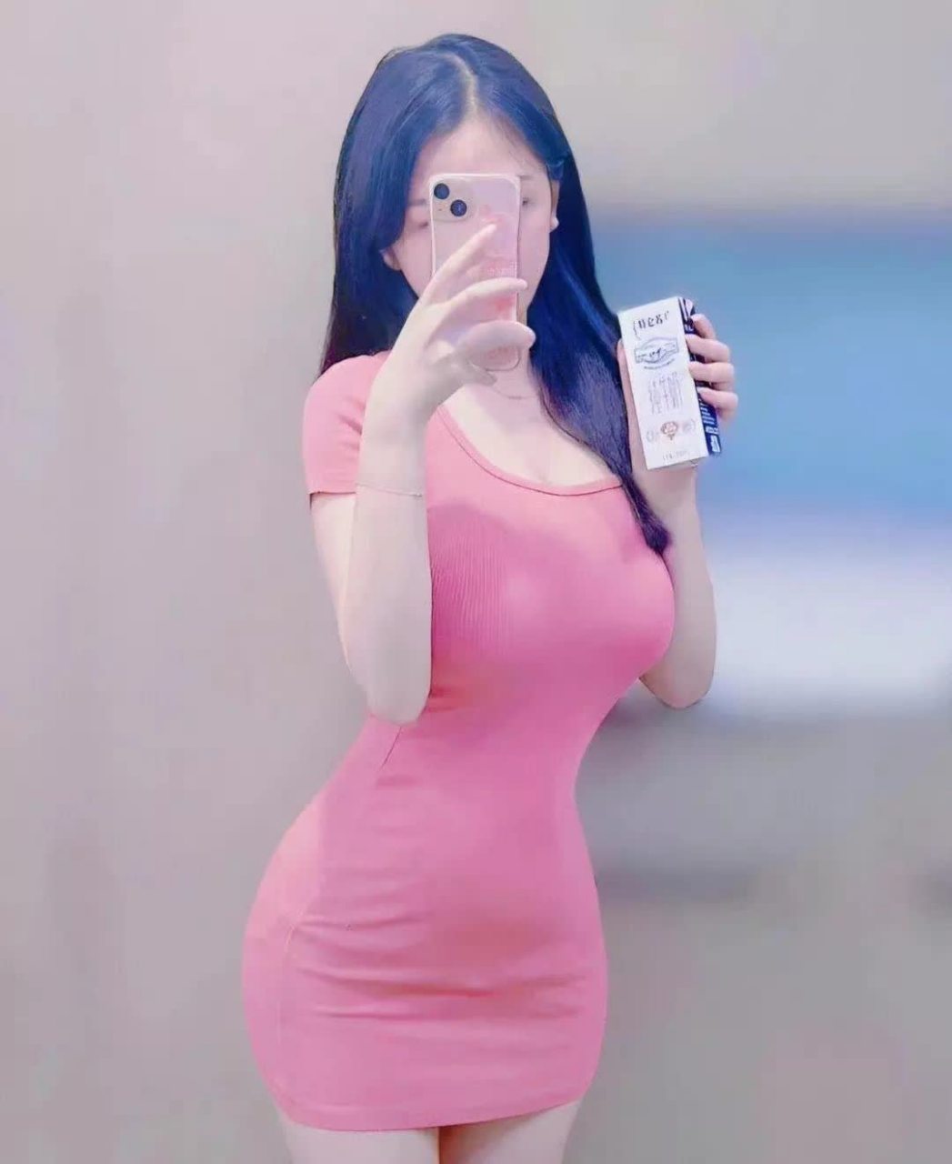 网恋女朋友发给我的照片,感觉自己赚了很多钱![捂脸]