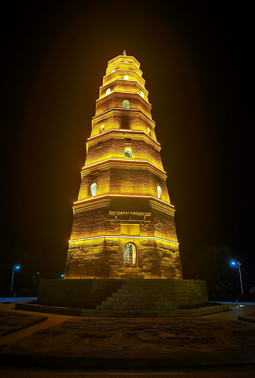 文笔塔,偏关县城.