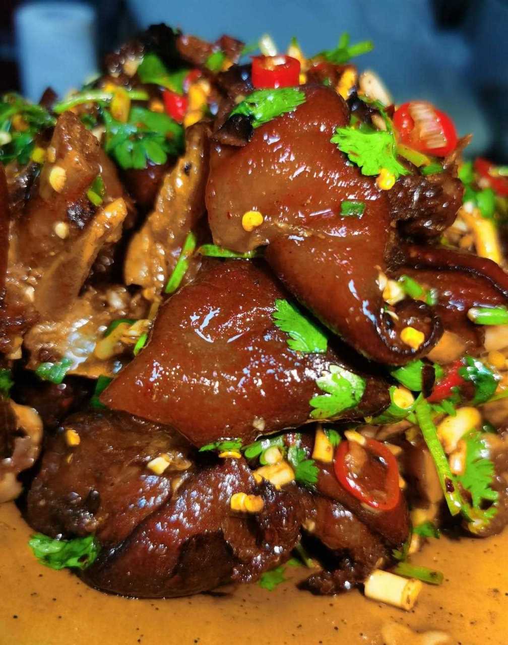 饭店里的凉菜猪蹄(凉菜猪蹄做法)