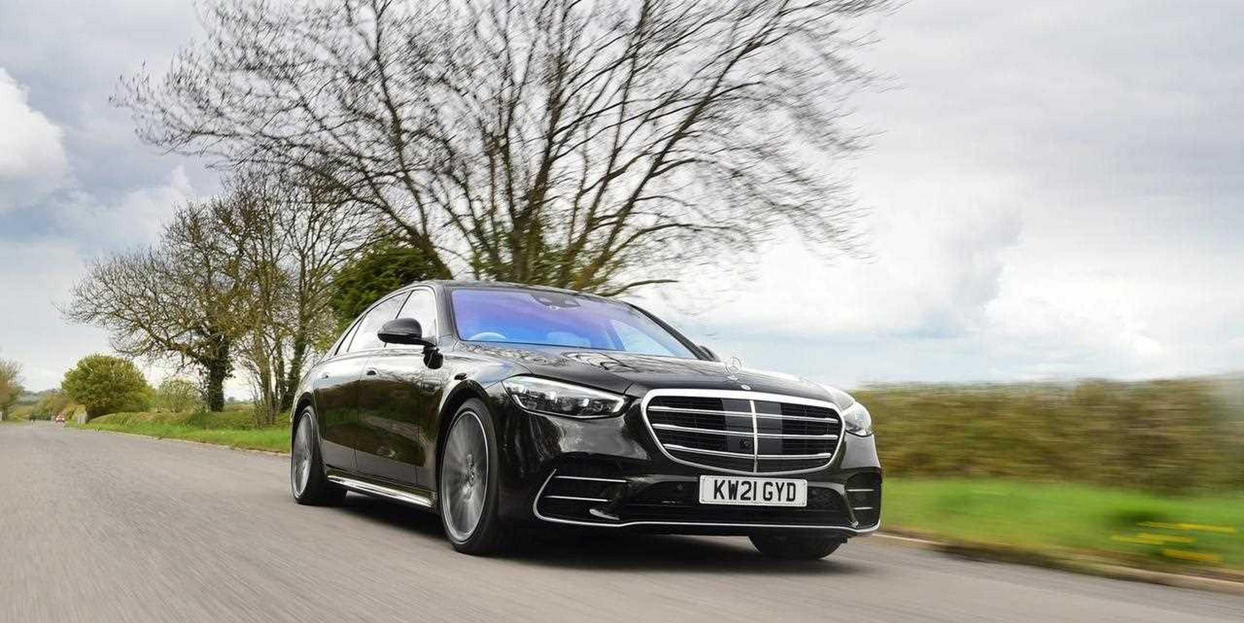 【新款奔驰s级外媒测评,其实没有那么好】奔驰推出2021款s级车型,也就