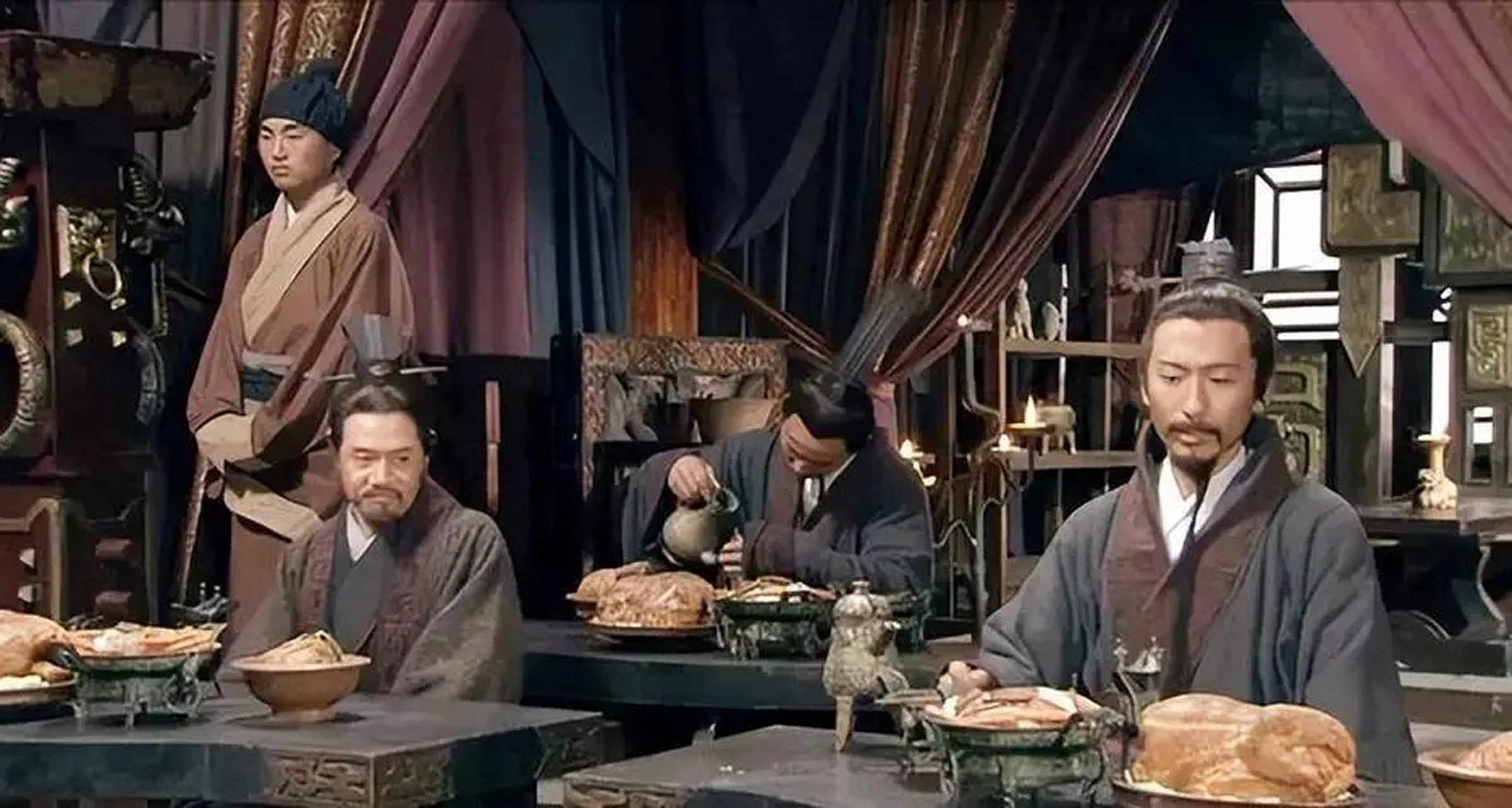 中国古代饮食方式中的分食制与共食制.