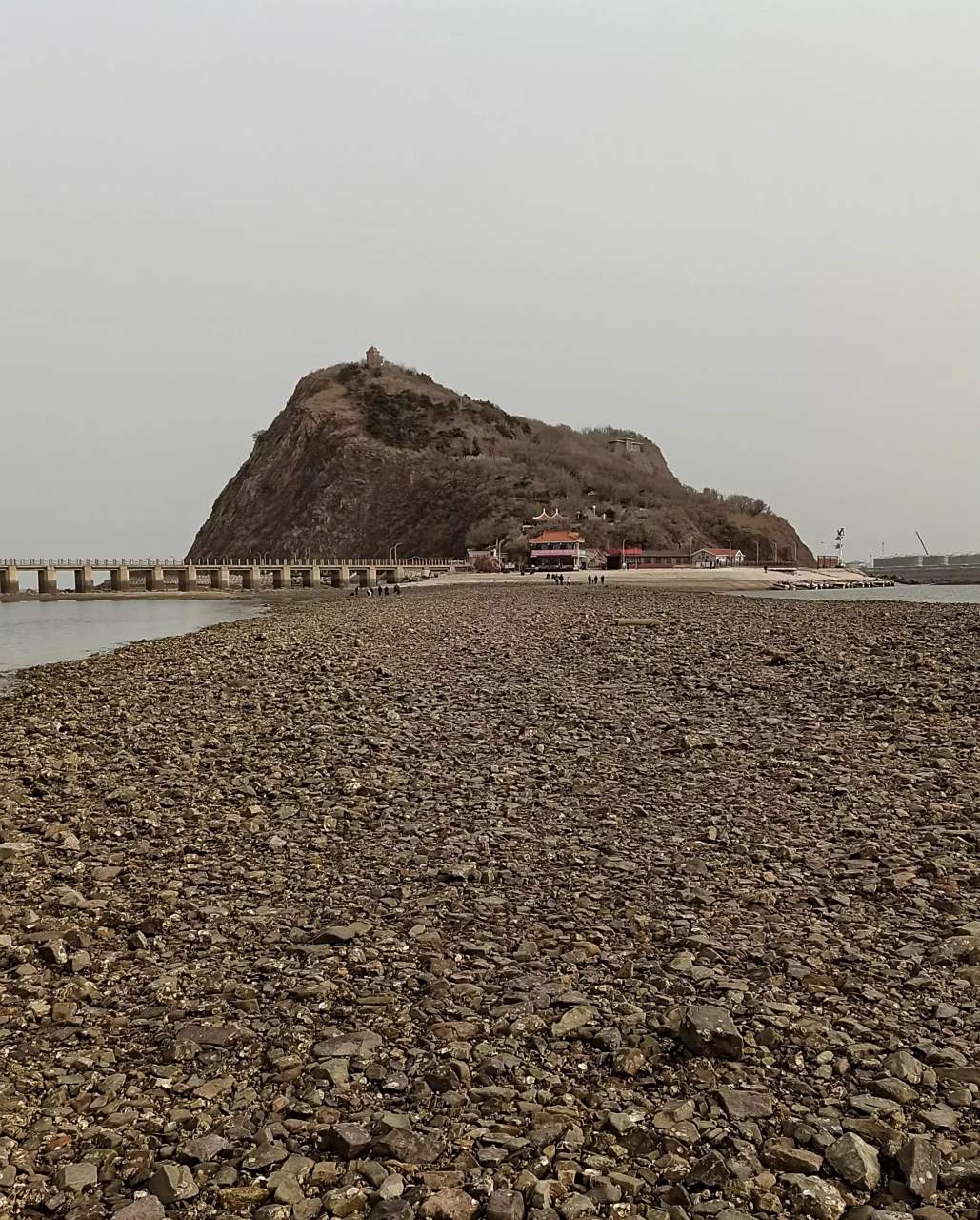 笔架山是辽宁省锦州市著名的风景区,随拍了一组图片,感兴趣的朋友们