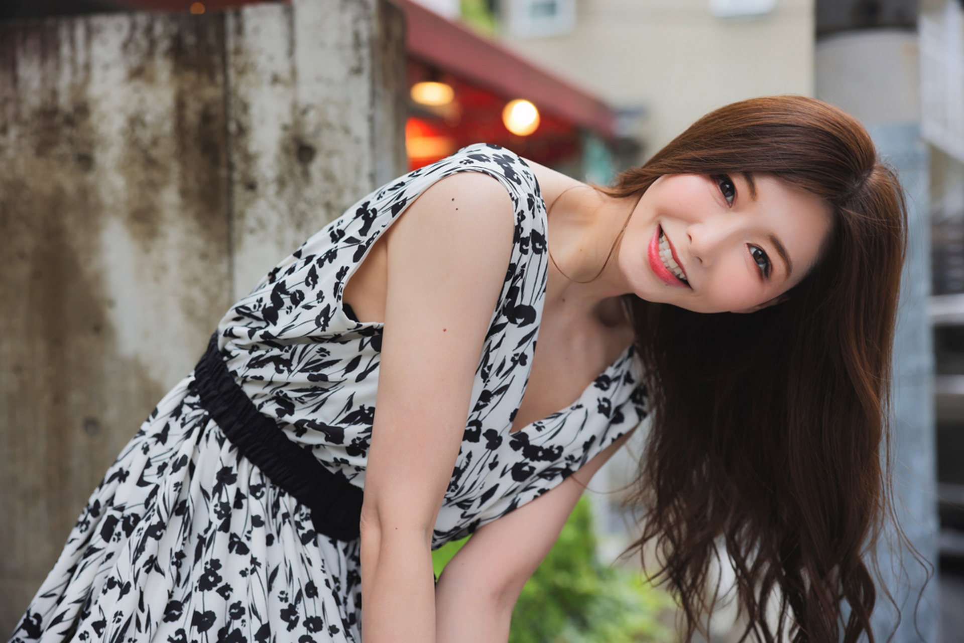 40岁的爱弓凉原名三浦步美日本女演员,春日美拍分享 #八卦娱乐明星# #