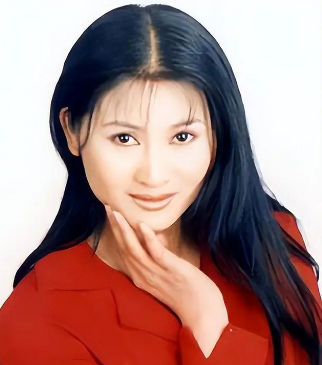 她目前已正式签约新的演艺公司,诀别演艺圈20年,张钰将重新开始新的