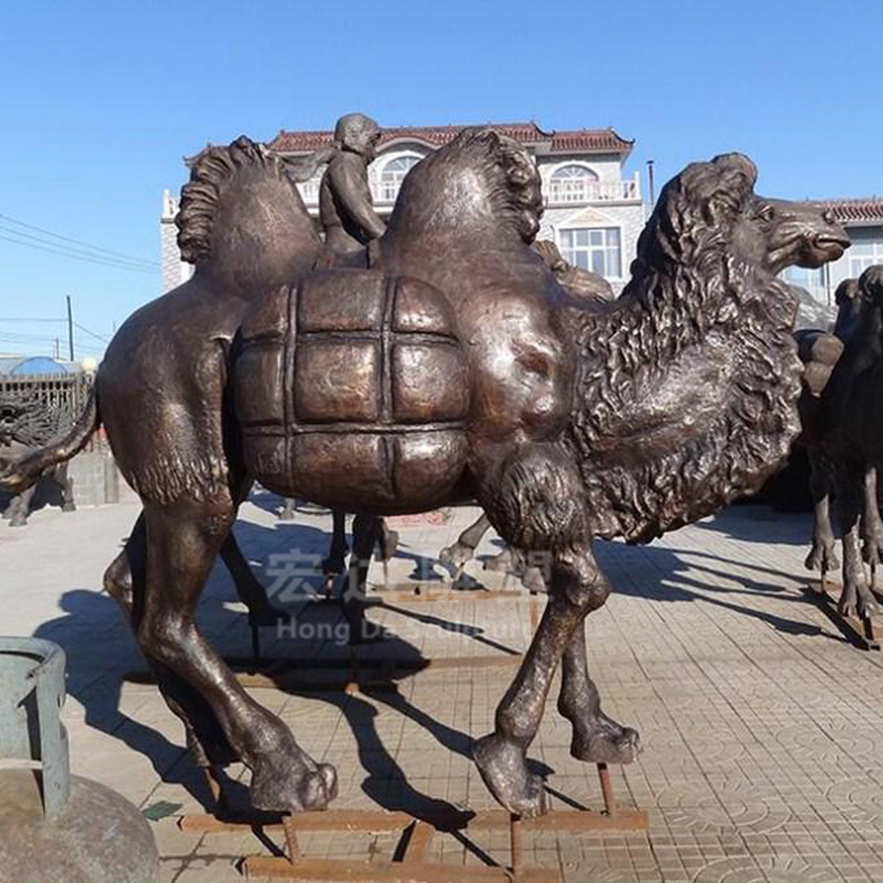 沙漠之舟铜骆驼 骆驼雕塑寓意 园林广场骆驼摆件 丝绸之路