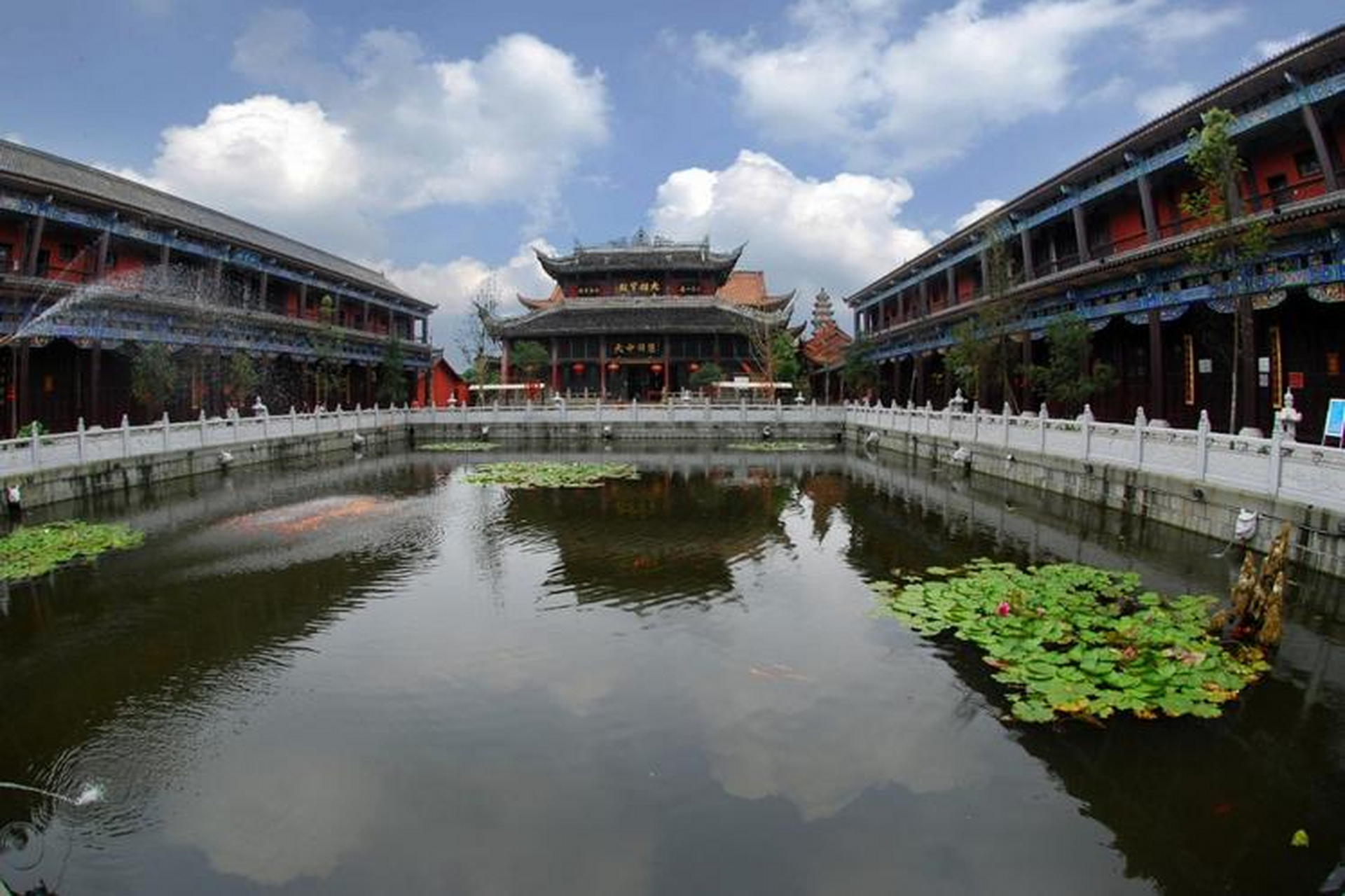 自贡市贡井区艾叶乡竹林村的一颗隐藏明珠——天池寺.