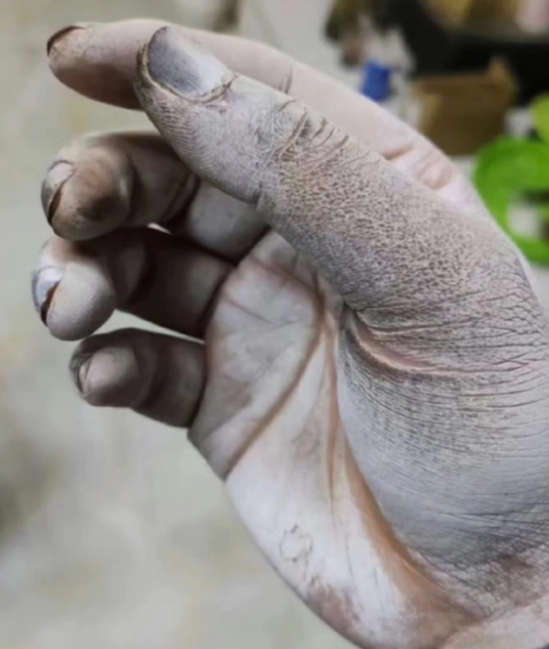 这才是真正的劳动人民的手,充满创造力的手