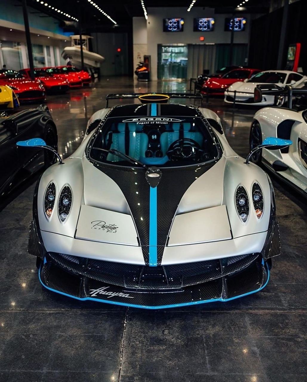 pagani huayra l ultimo (100th & final coupe)exterior: silver
