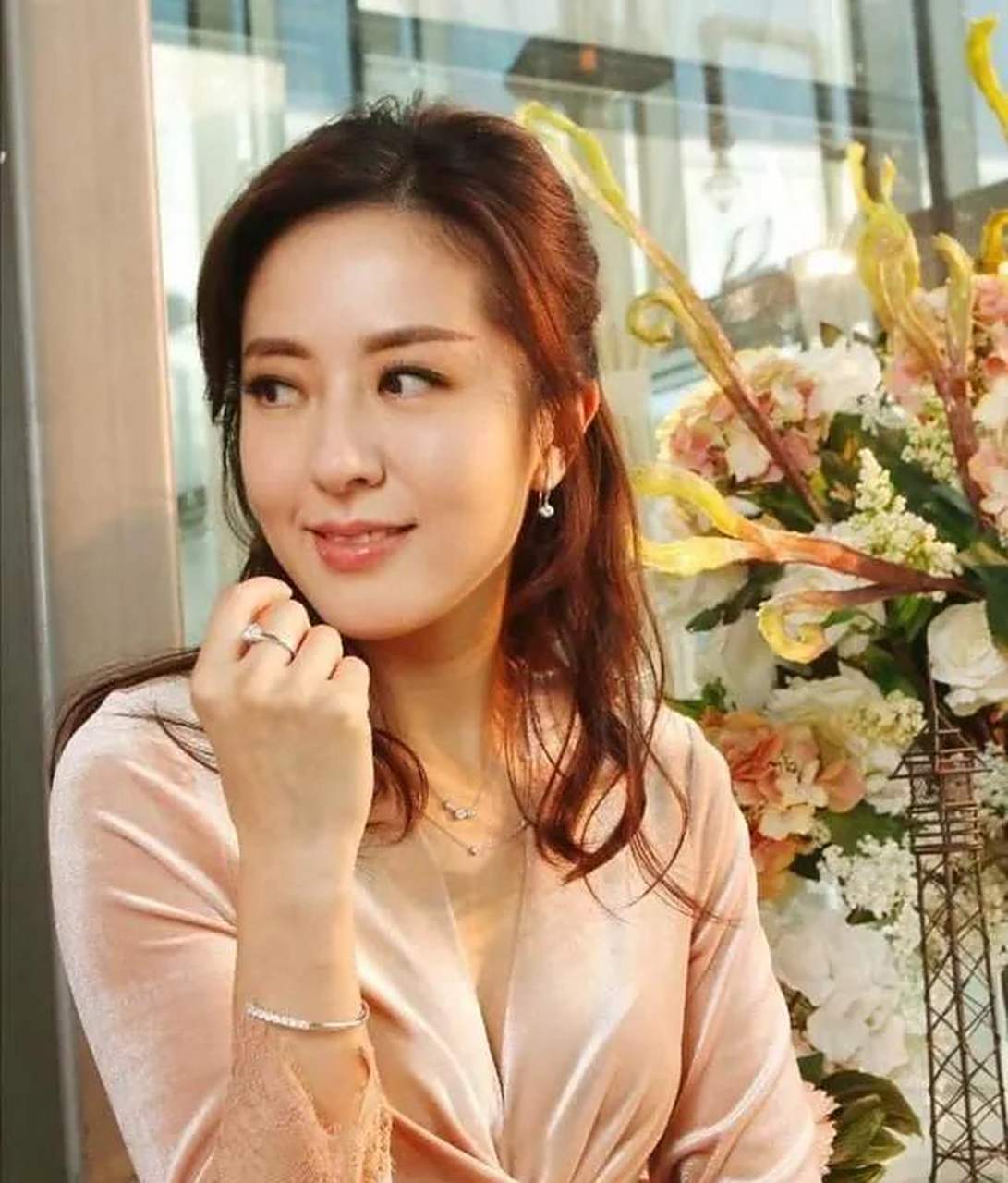 香港女星唐诗咏