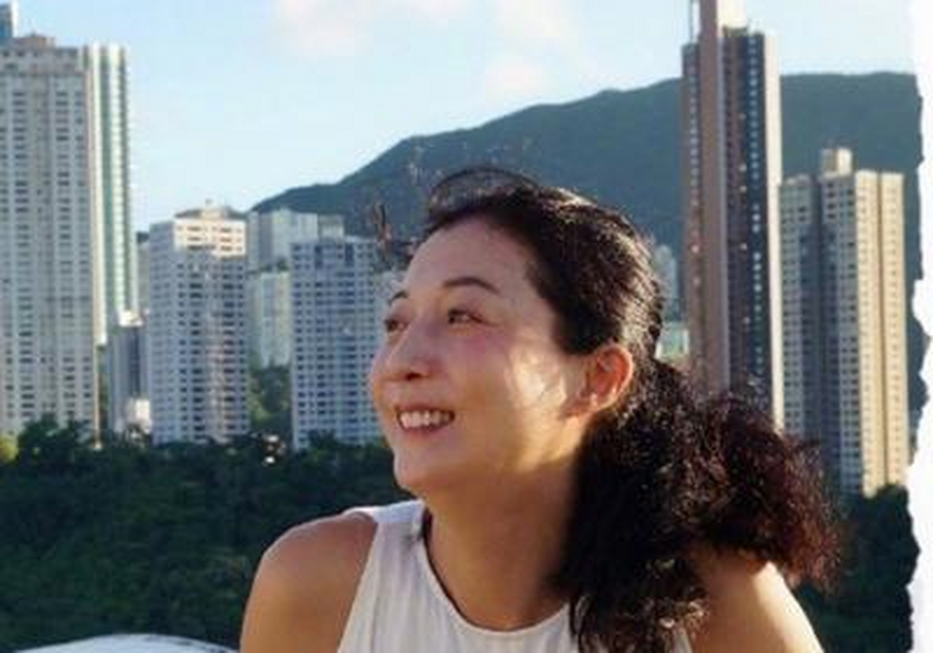 吴绮莉今日分享穿自己的生活美照,年后首次露面的姐姐看上去状态很不