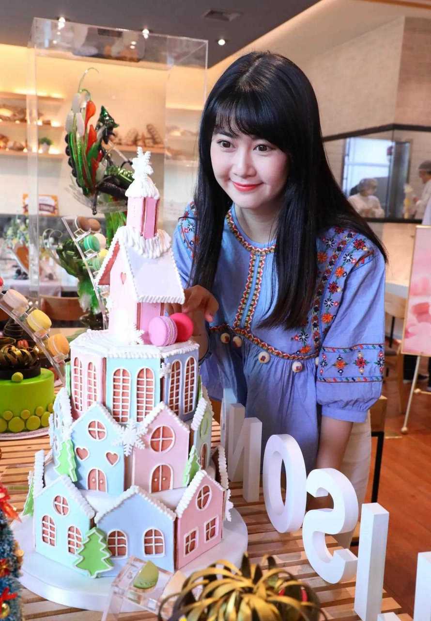 马卡龙是法国甜品,有"少女酥胸"美称.