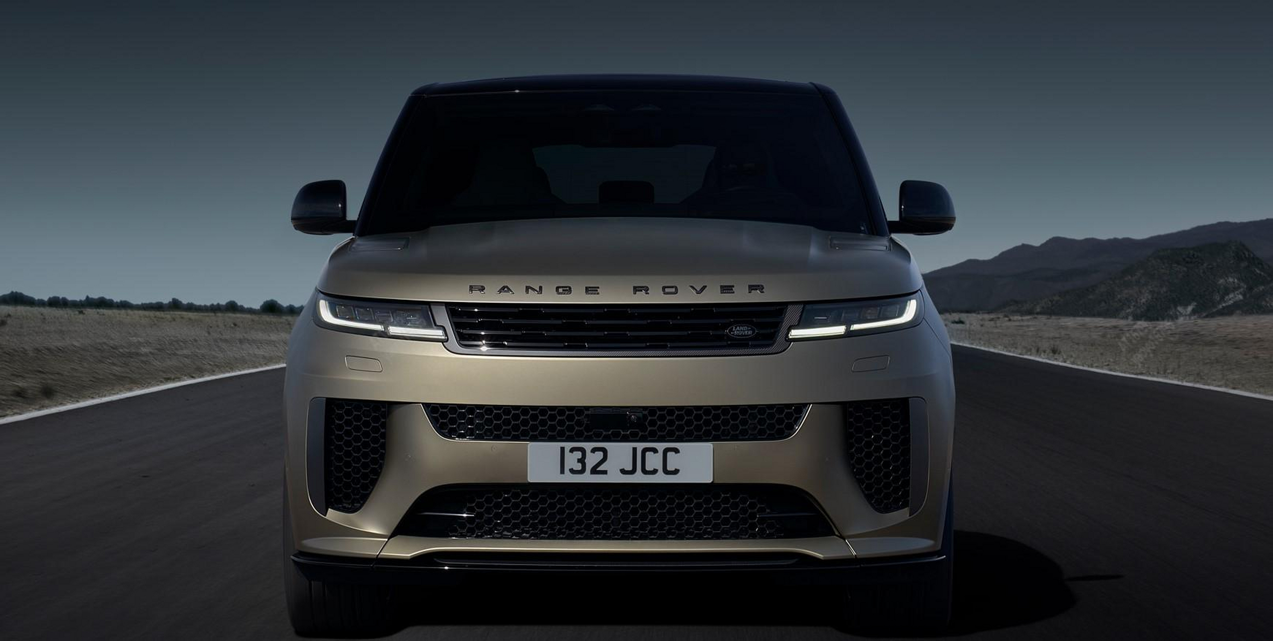 揽胜运动版sv edition one发布,这是准备全身都上碳纤维?