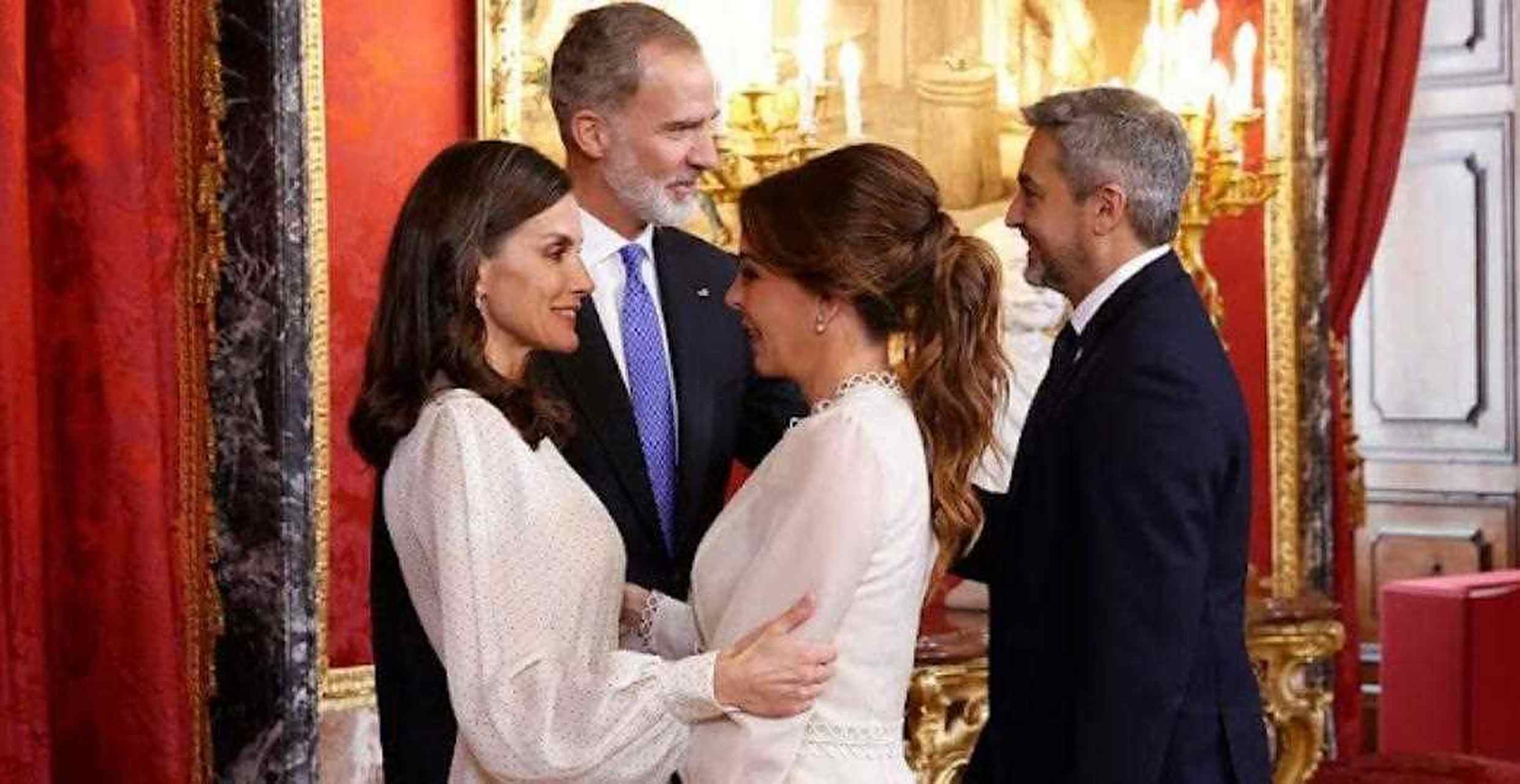 西班牙王后同框巴拉圭第一夫人,好似多年未见面的好姐妹!