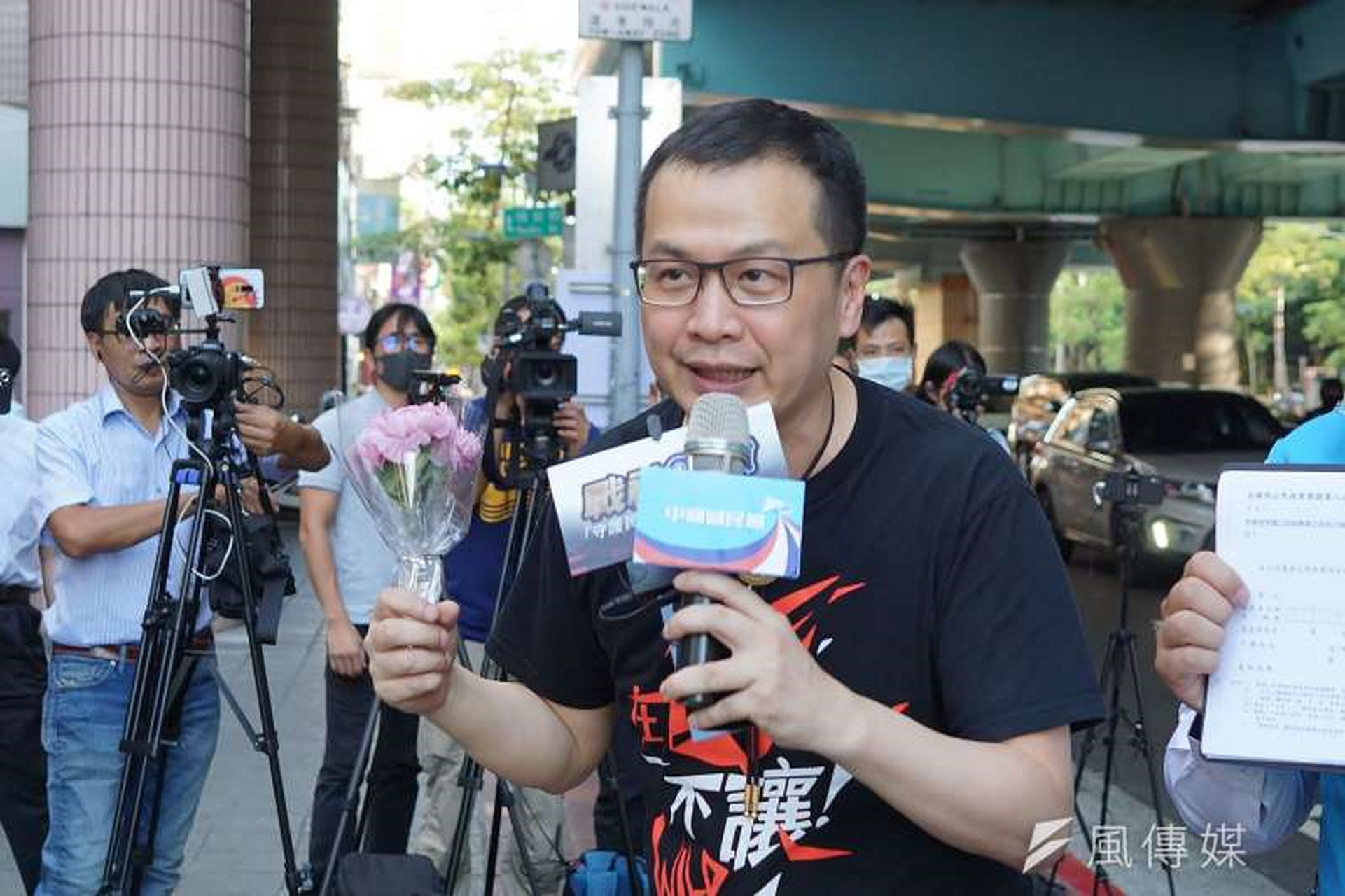 罗智强:第一张骨牌倒下就轮到吴思瑶】民进党籍桃园市议员王浩宇遭