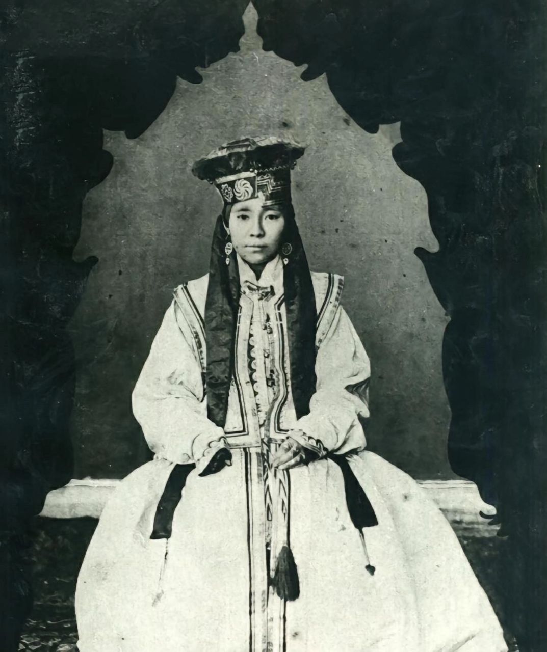 蒙古公主赵敏图片
