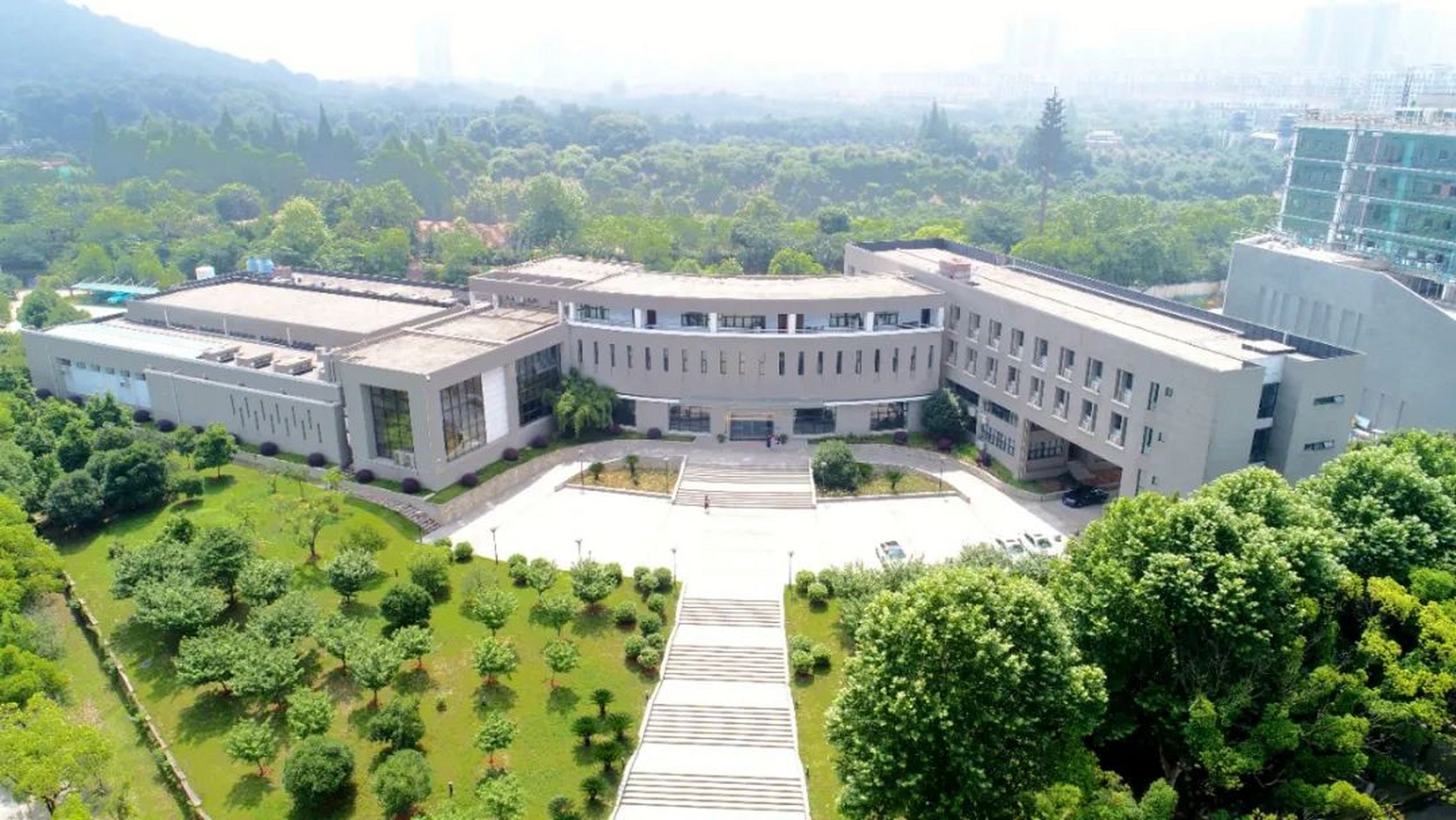 华中科技大学:国家重大科技基础设施脉冲强磁场实验装置优化提升项目