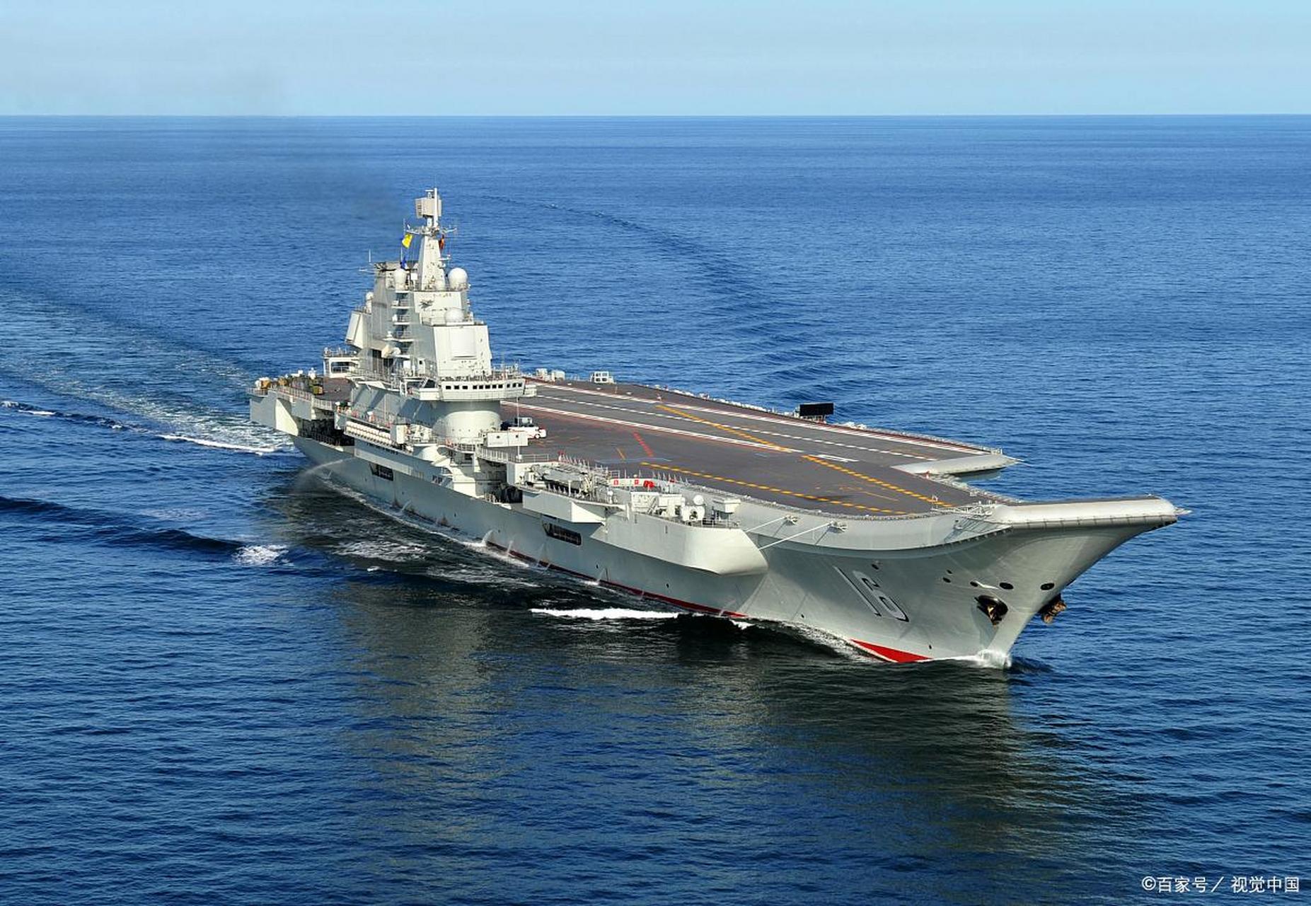 中国海军山东号航母战斗打击群于23日抵达巴士海峡以东,台湾省东南部