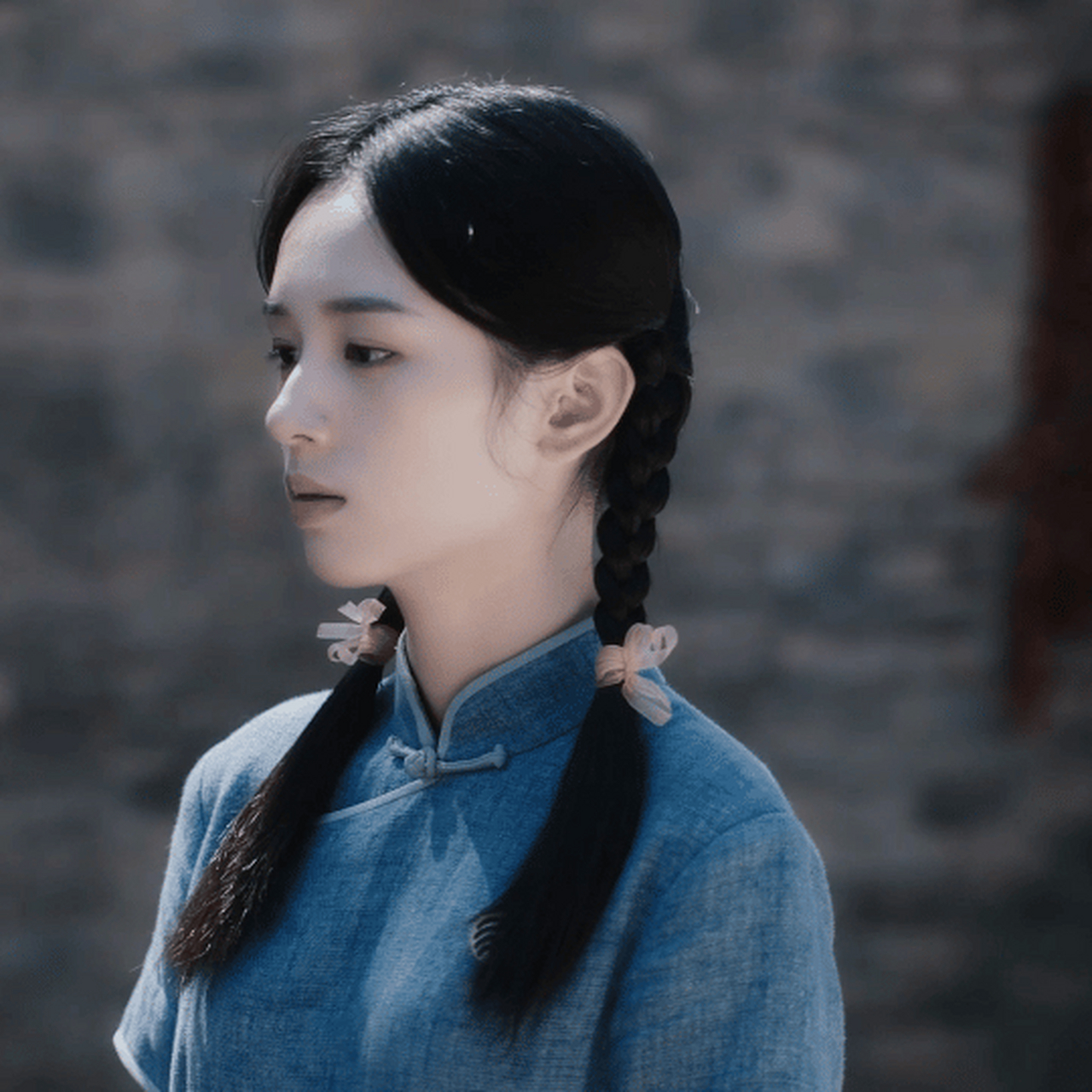 周也演的民国才女林华珺有少女的青涩真纯与失意惆怅