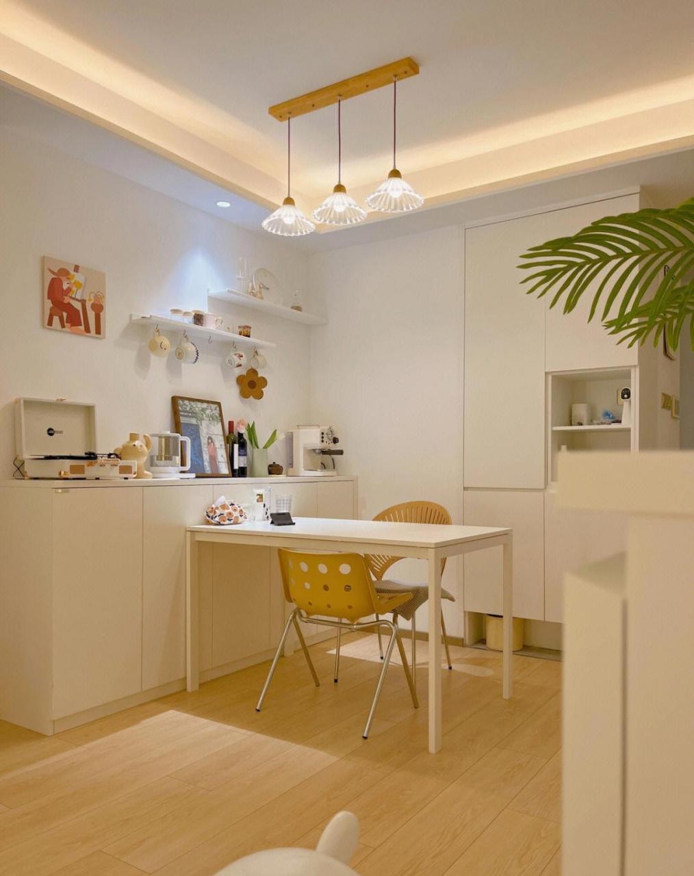 [太阳]55平小屋,装修简单温馨就好 [太阳]没有复杂硬装,没有电视机