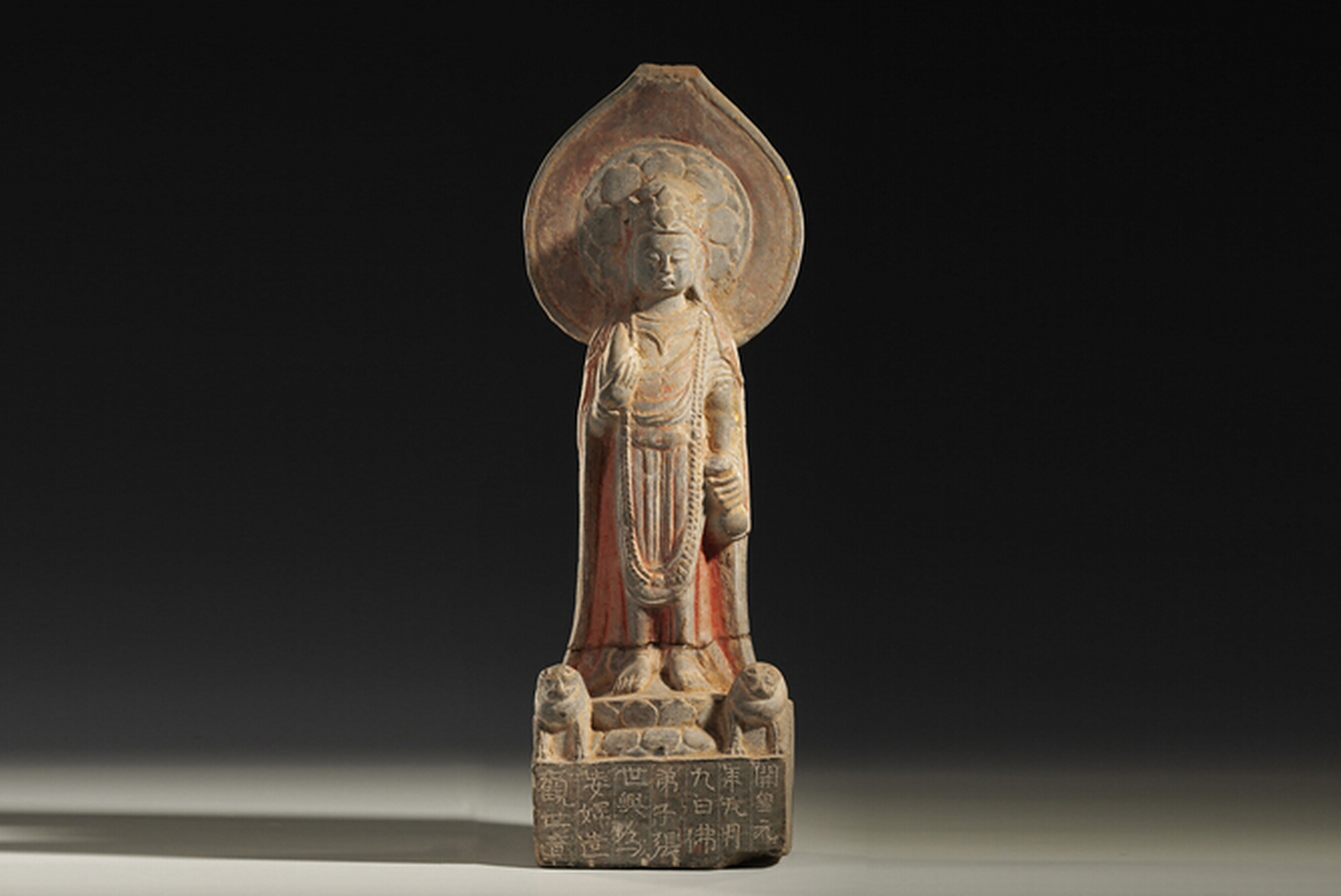 山西博物院收藏的隋唐时期石刻佛像.