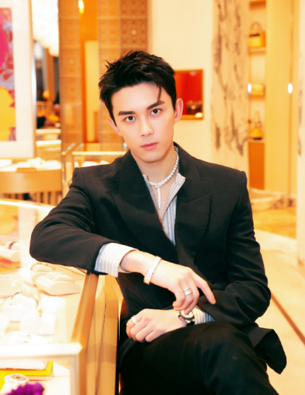 1是谁? 为什么娱乐圈几乎所有顶级帅哥都是猴系长相