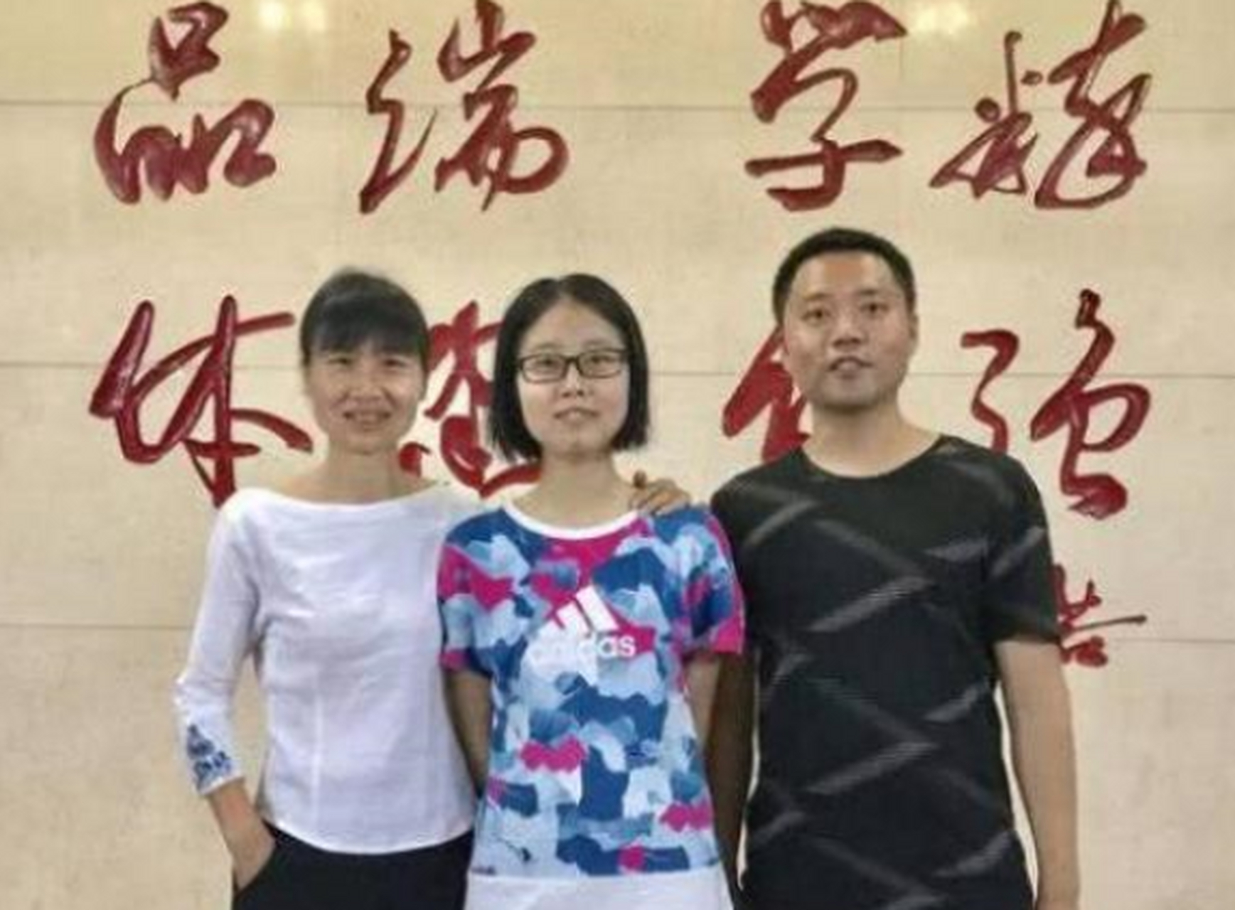 华师一附中王煜焜高考697分,被班主任称赞是教书40多