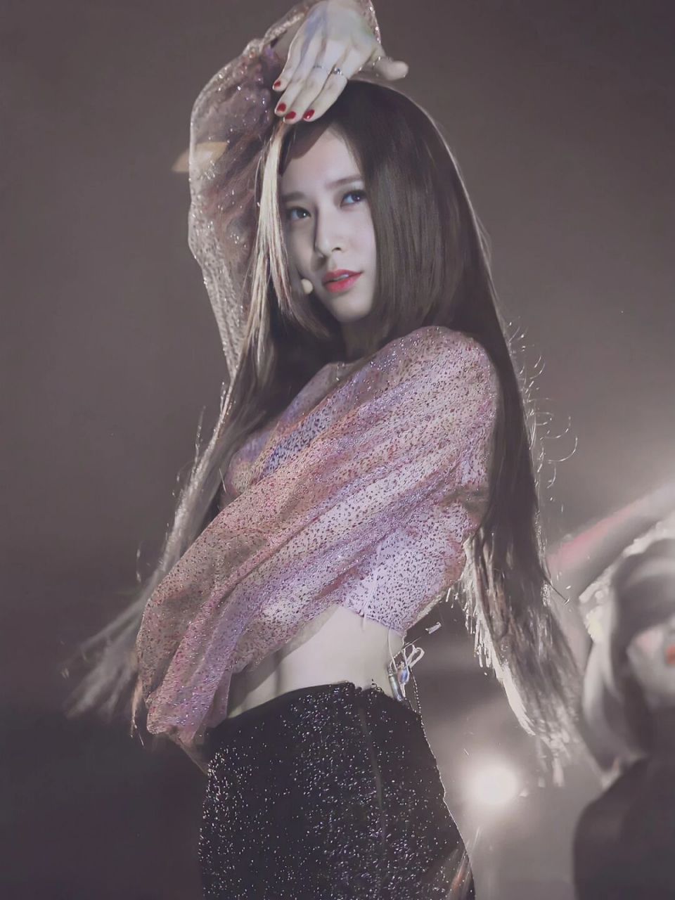 郑秀晶超a的反差萌爱豆 塔子哥给我的第一印象就是高冷冰山美人, 但是