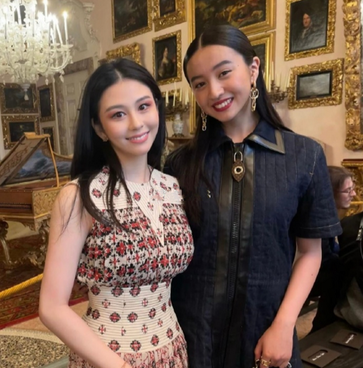 邱淑贞女儿和木村光希同框,身高一目了然!