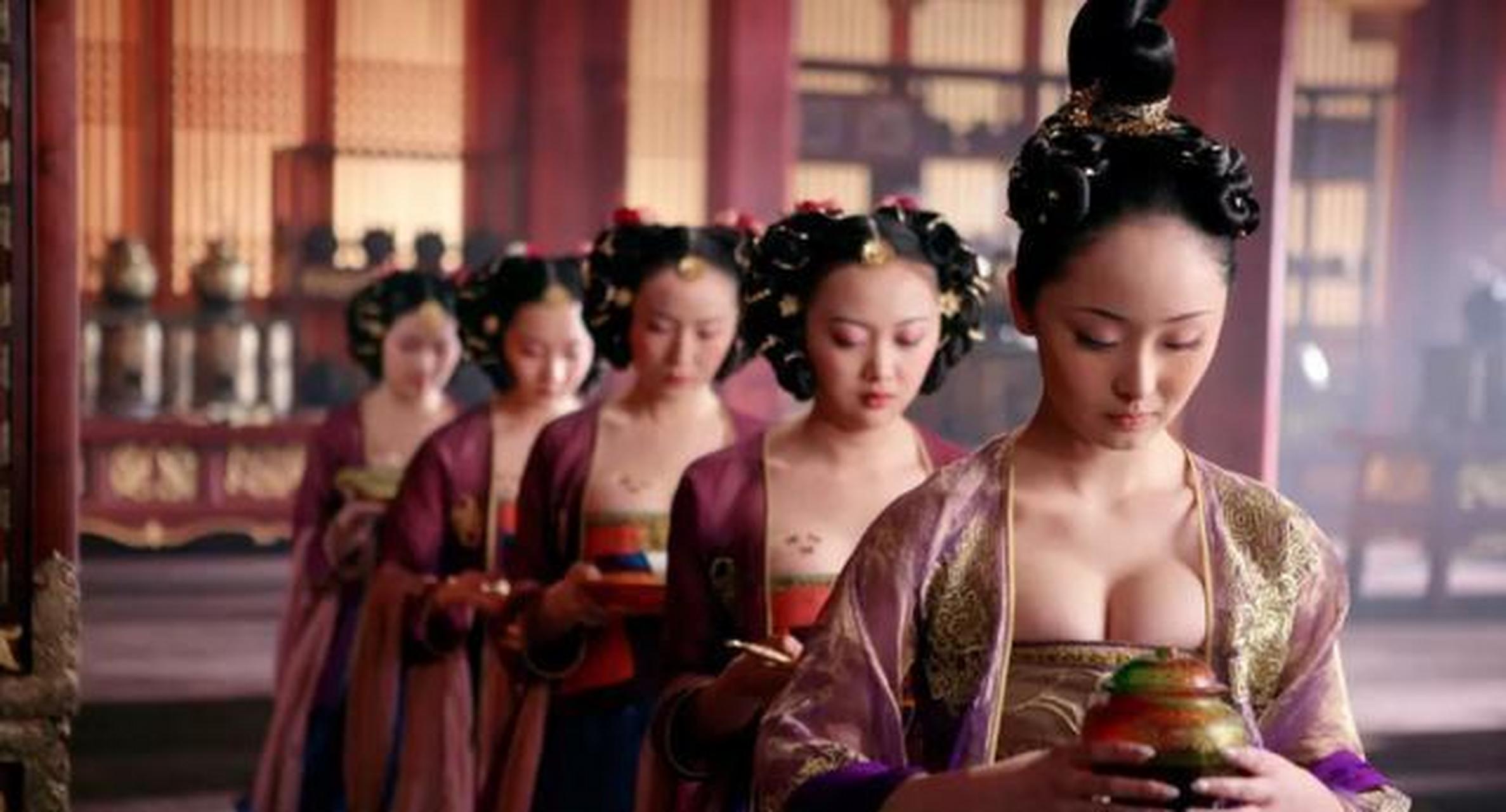 1420年,朱棣将3000宫女全部活剐.