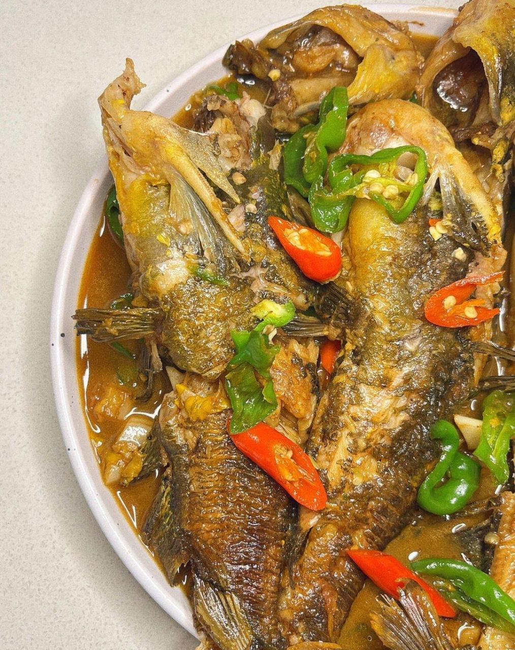 一定要试试这道红烧黄丫头05|菜市场看到黄丫头还挺大个的,临时决定