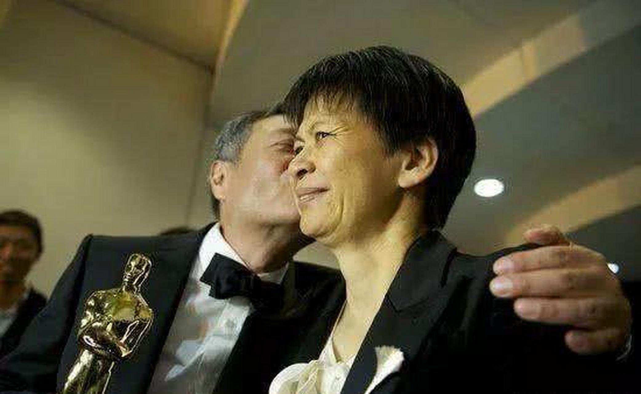 gif创作人# 2013年,在第85届奥斯卡金像奖颁奖典礼上,李安凭借《少年