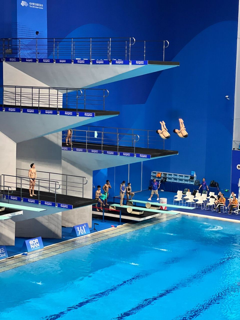 跳水世界 世界级竞 技场上的相关图片2