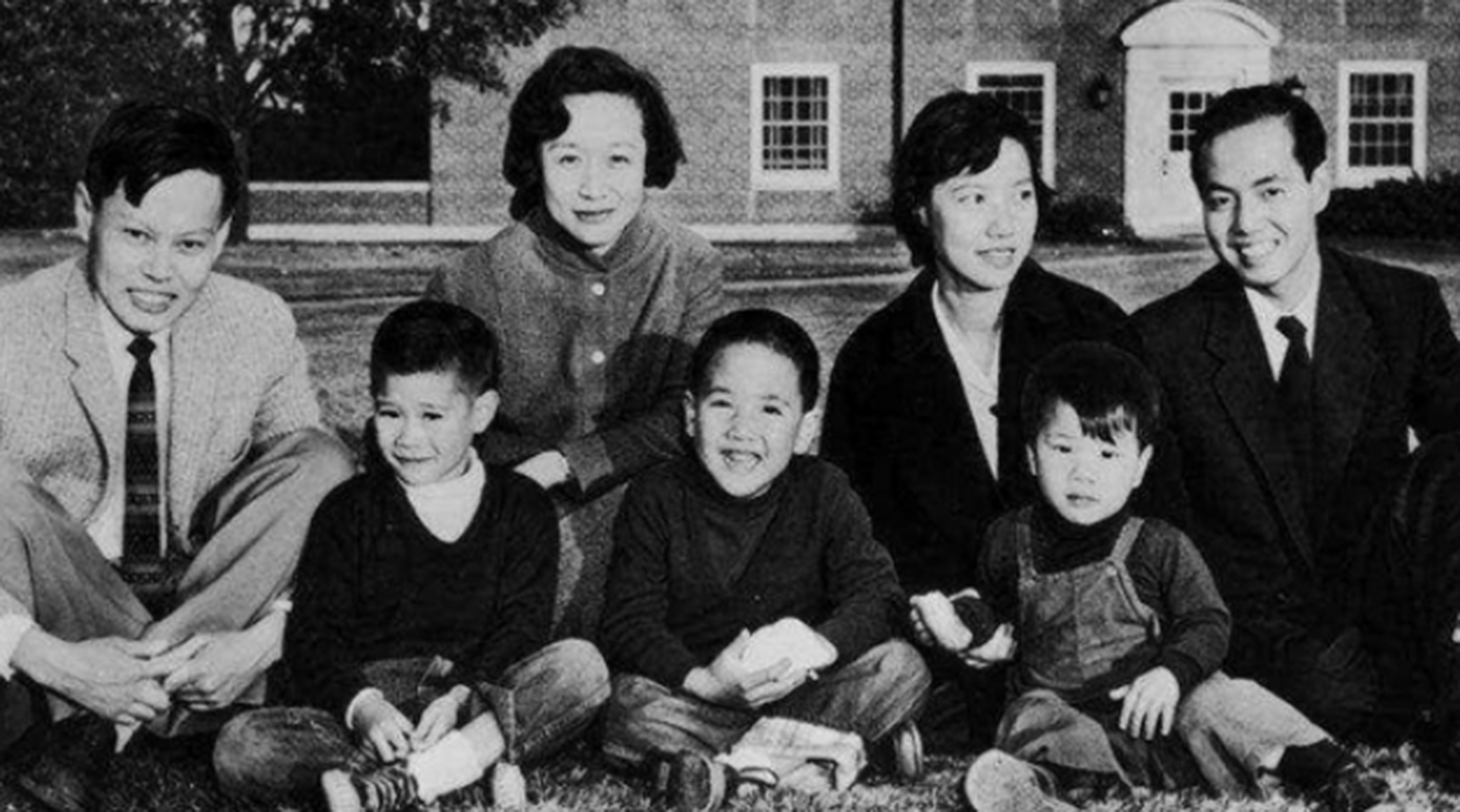 杜聿明过世,夫人曹秀清向蒋家提了个要求,蒋经国的冷漠让她寒心