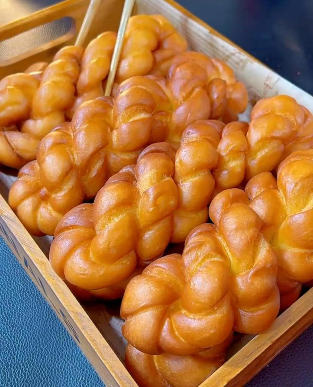 东北老式蜂蜜大麻花!做出来外脆里软,口感筋道,全家都爱吃!