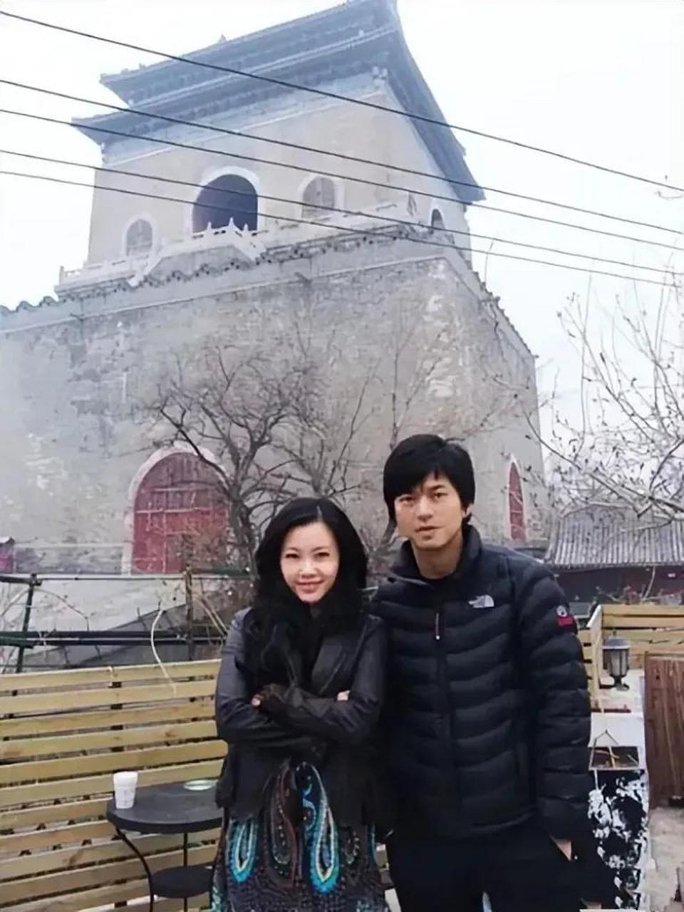在多年前的北京,李健和戴娆曾经有过一段美好的故事.