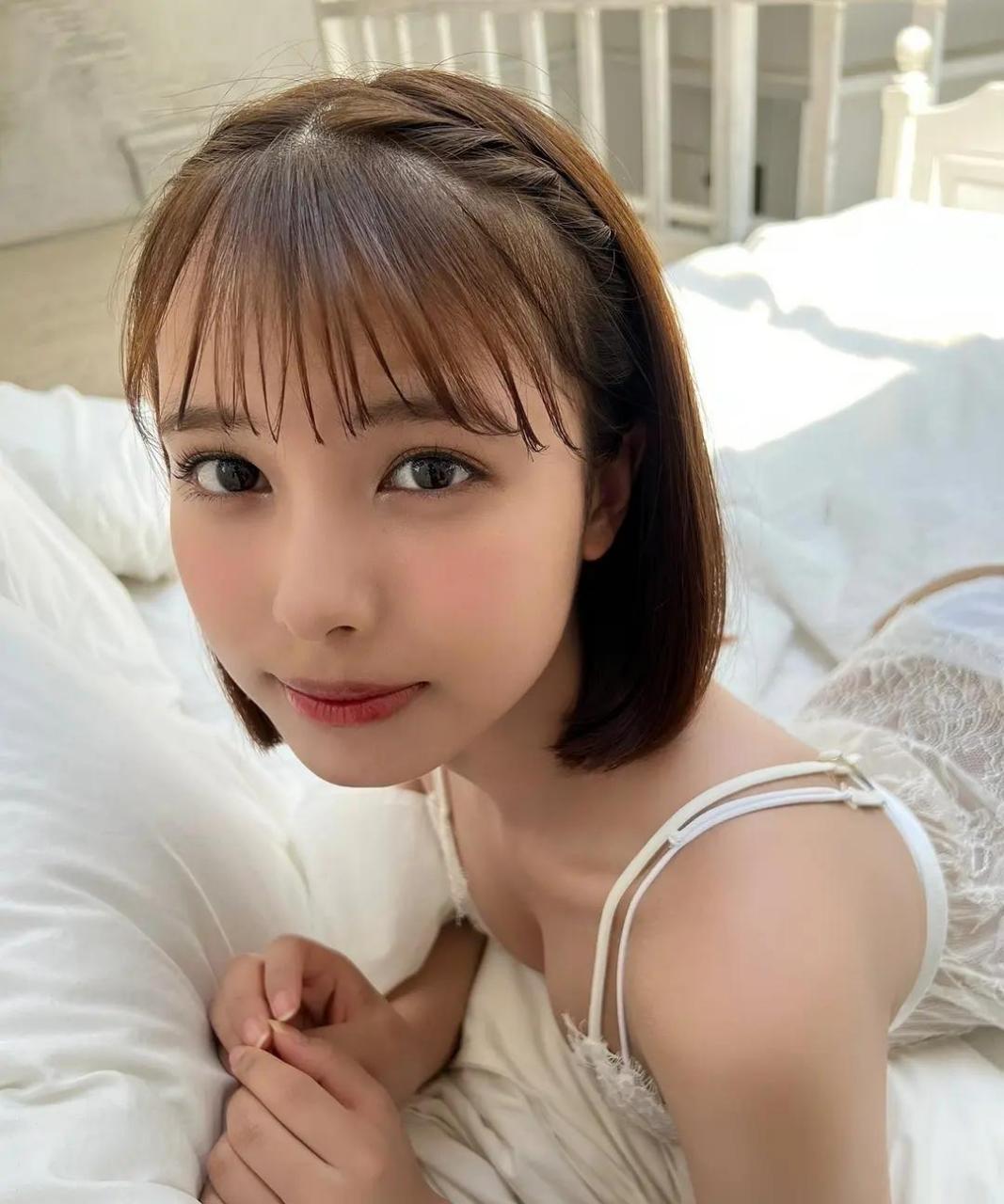 日系女孩宫崎亚美沙摄影美图