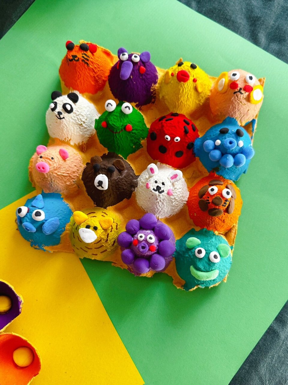 鸡蛋托是日常生活中常见的废弃物,但是通过简单的