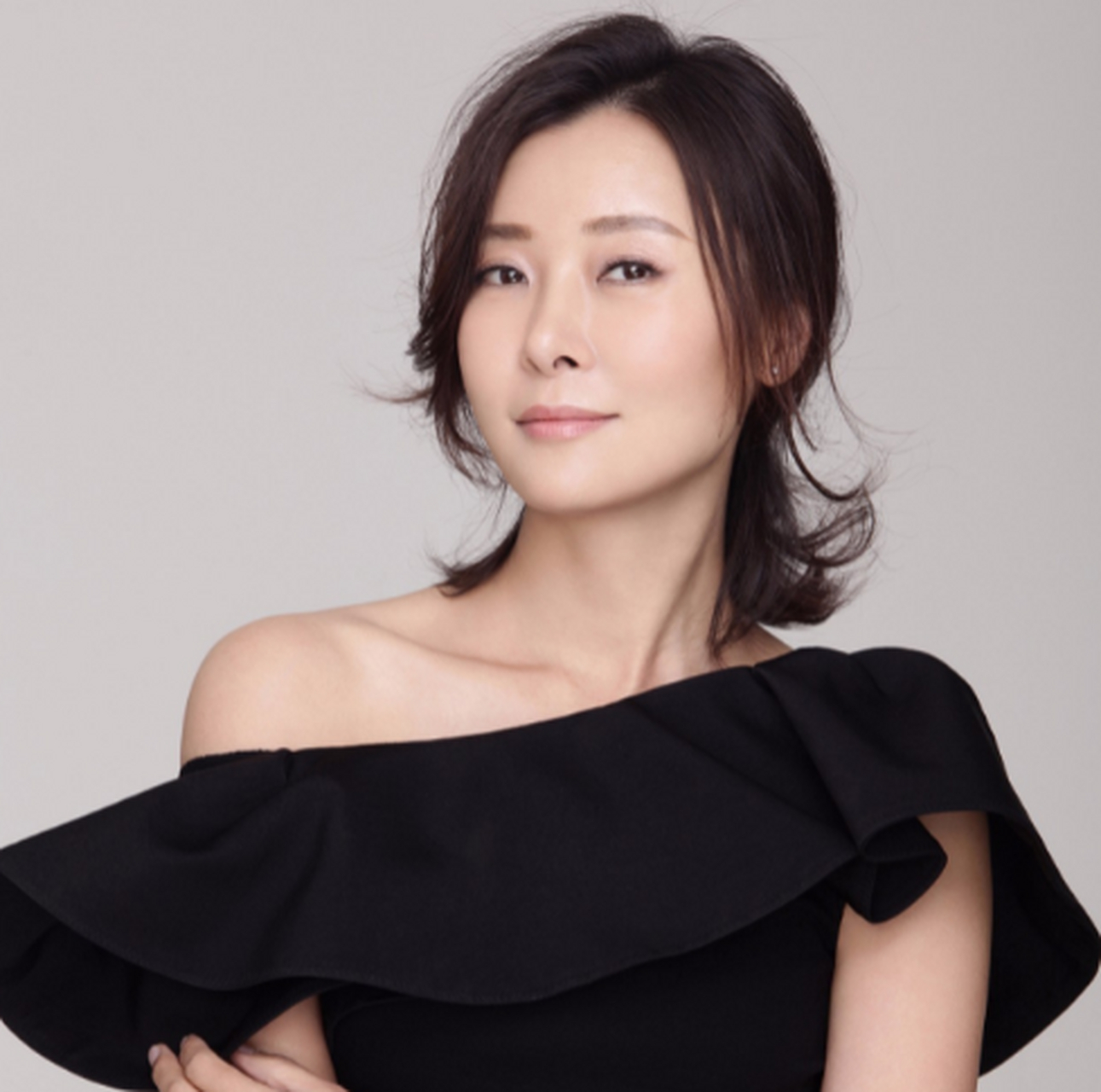 51岁柯蓝:不结婚但有固定伴侣,黄志忠陪了我10年.