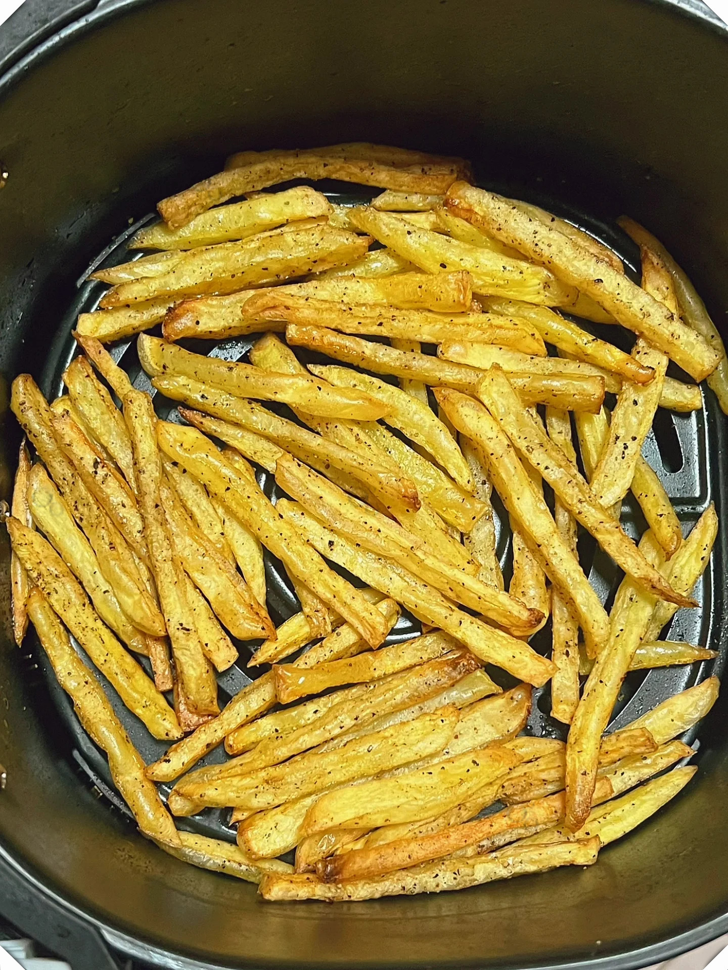 空气炸锅烤薯条酥脆美味让你停不下来